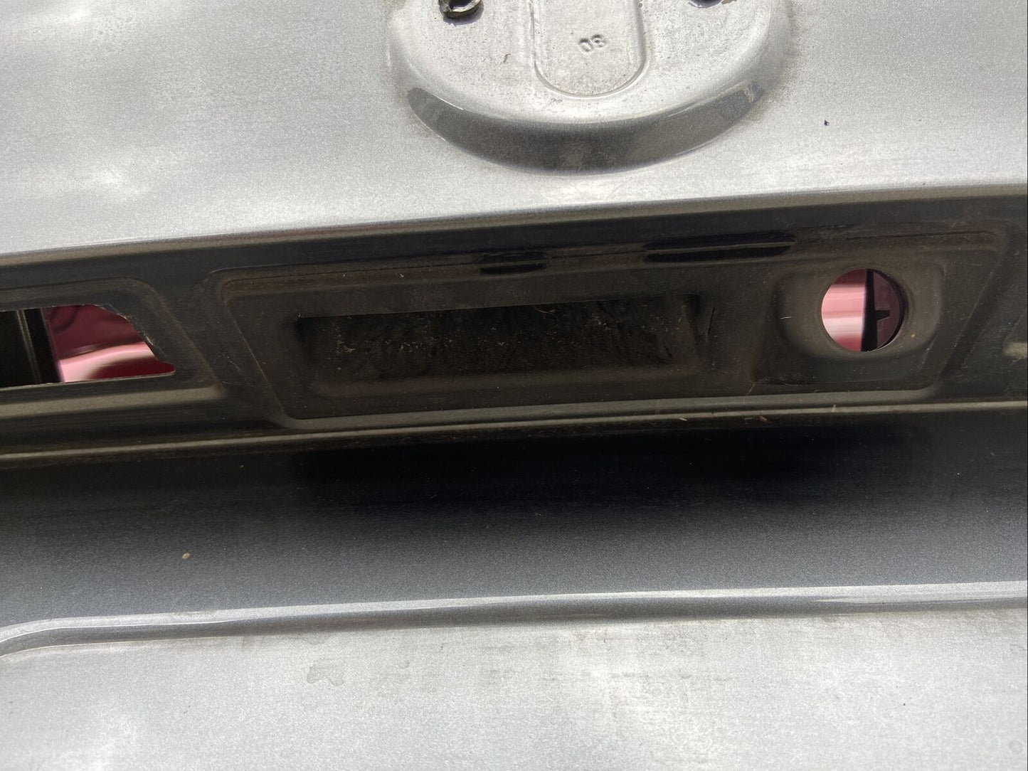 BMW X1 F48 Heckklappe Kofferraumdeckel NEUE MODELL Mineralgrau 7350826 m Taster