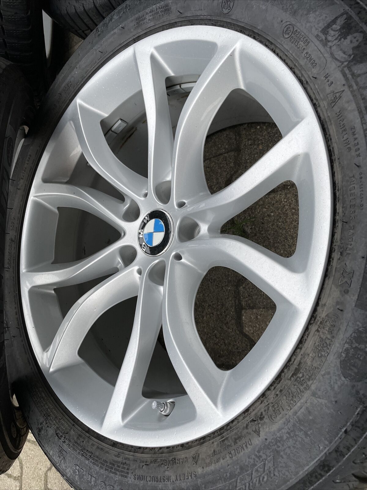BMW X6 F16 Alufelgen Style 594 RDCI 9J 19 IS48 & 18 Winterreifen 255 50 R19 107V