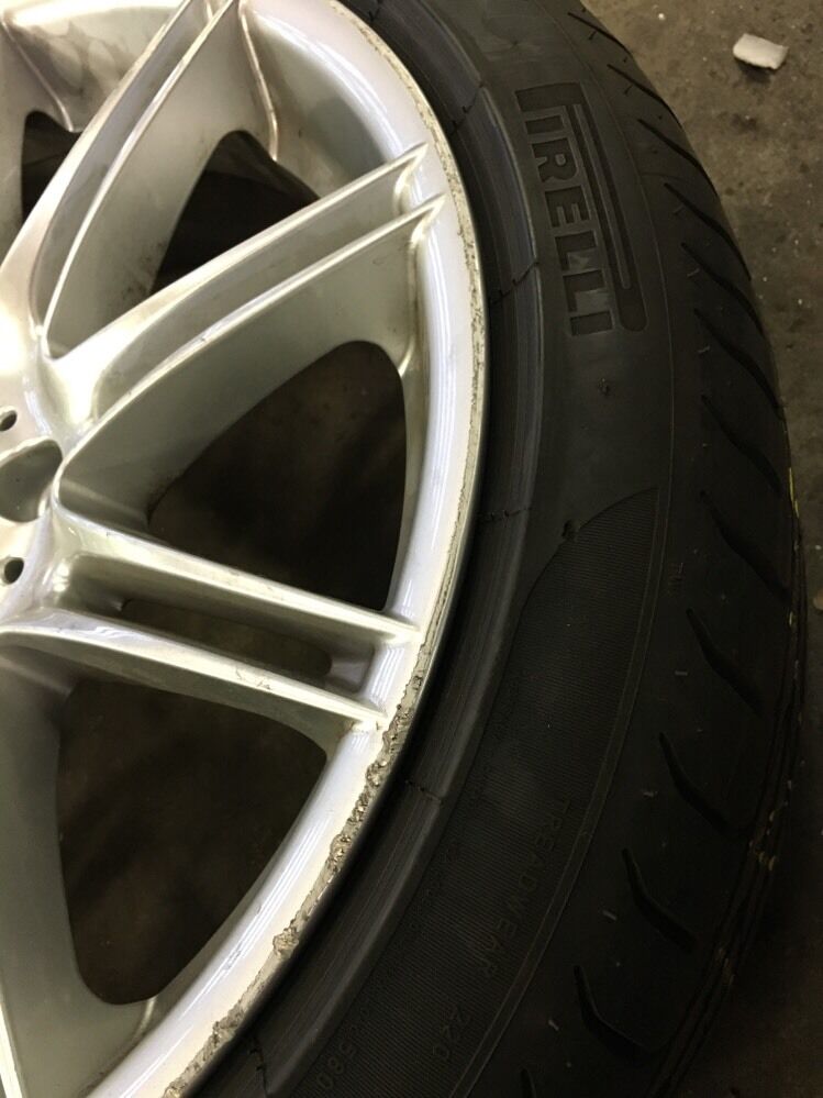 BMW X1 E84 M PAKET ALUFELGE Sommerreifen 225 40 R19 89W RSC 7847083 Styling M225