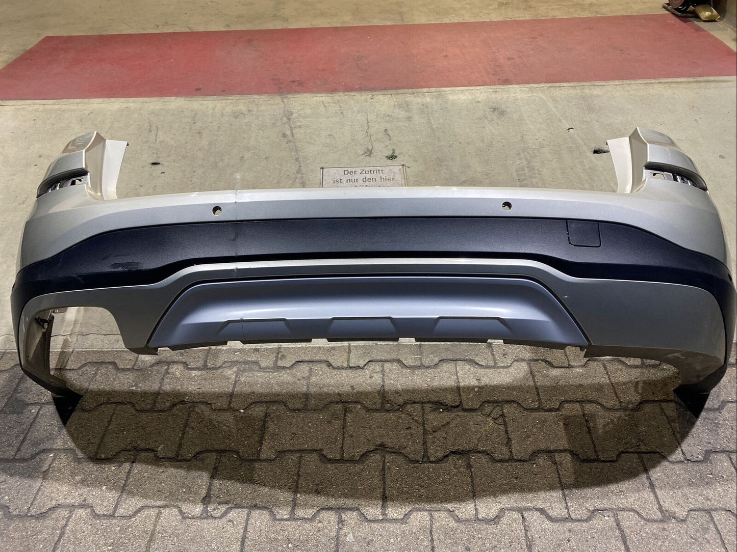 ORIGINAL BMW X3 F25 LCI FACELIFT Stoßstange mit PDC Loch Diffusor