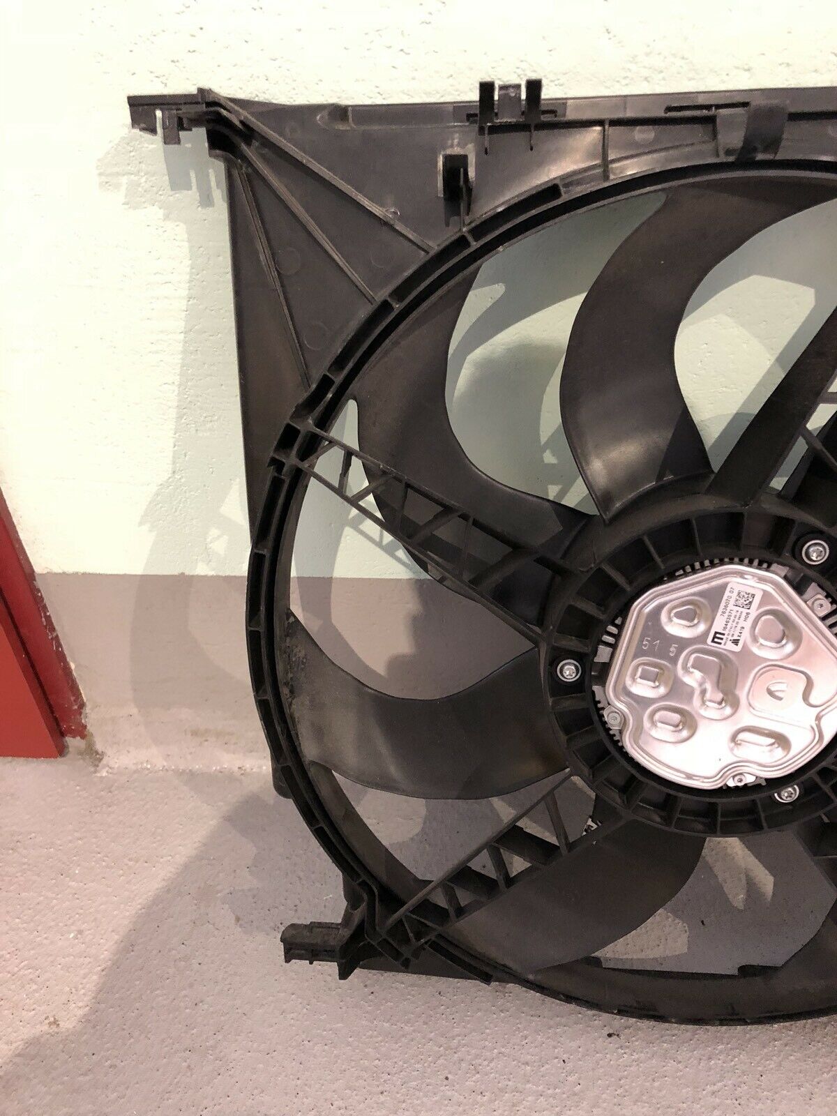 BMW X1 F48 F45 F46 MINI F55 Lüfterzarge 7617609 mit Lüfter Ventilator 7636070