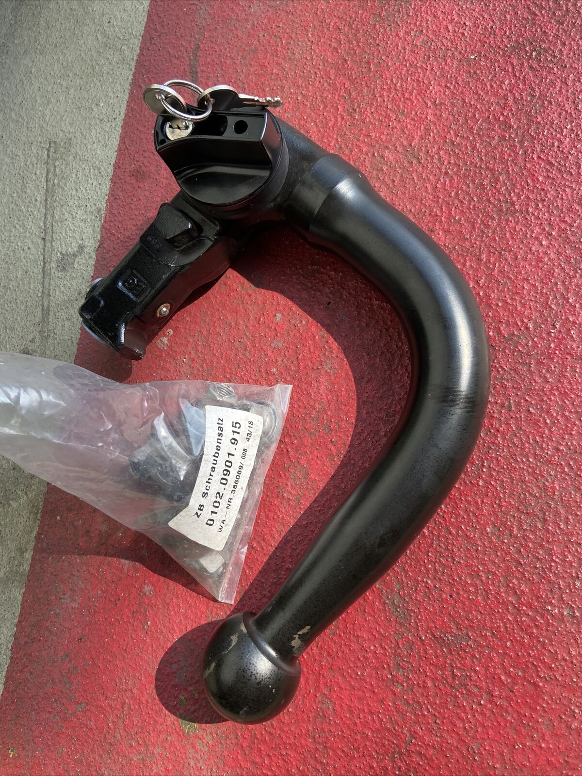 ORIG BMW X1 F48 ANHÄNGERKUPPLUNG abnehmbar QUERTRÄGER Verstärkung 6860955 NEUW.
