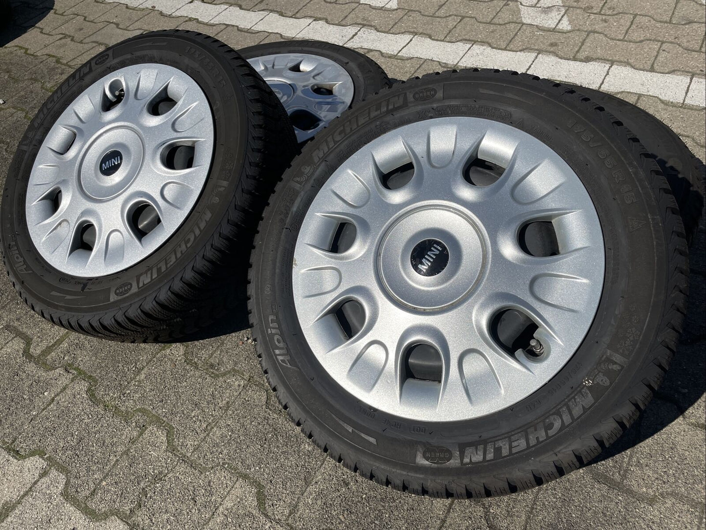 MINI COOPER ONE F56 F55 F57 Winterreifen RDCI 175 65 R15 84H MICHELIN RADKAPPEN