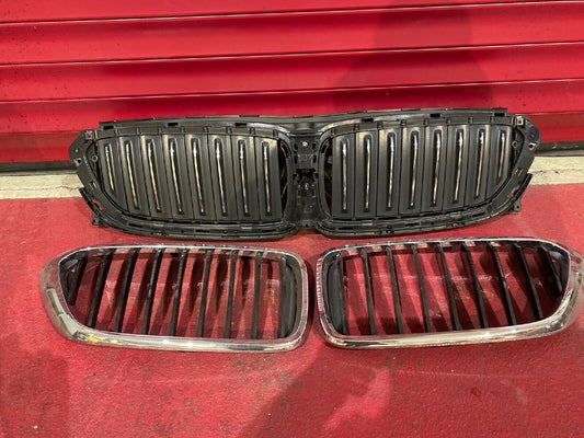 BMW G32 Klappensteuerung 7497777 NEUE Ziergitter Gitter GLANZSPEICHE Vorderwand