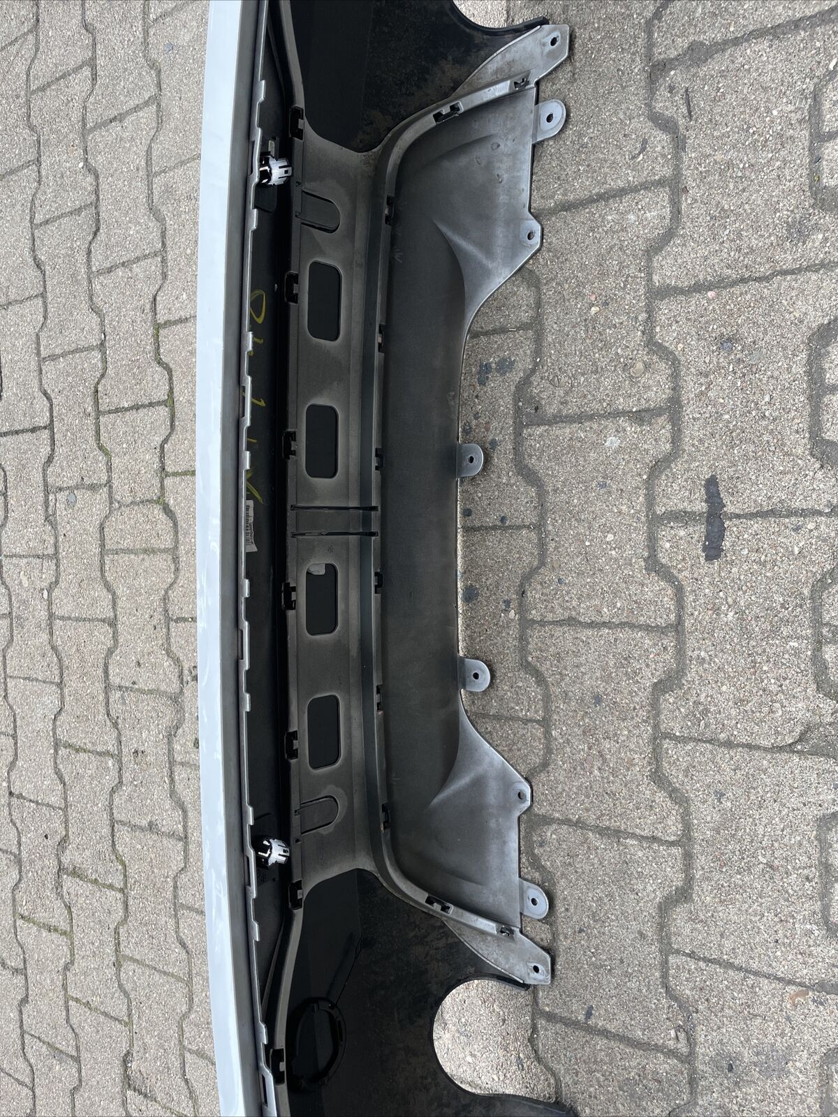 ORIGINAL BMW X1 F48 M PAKET NEUE MODELL Stoßstange PDC Diffusor 2 Flutig 8059877