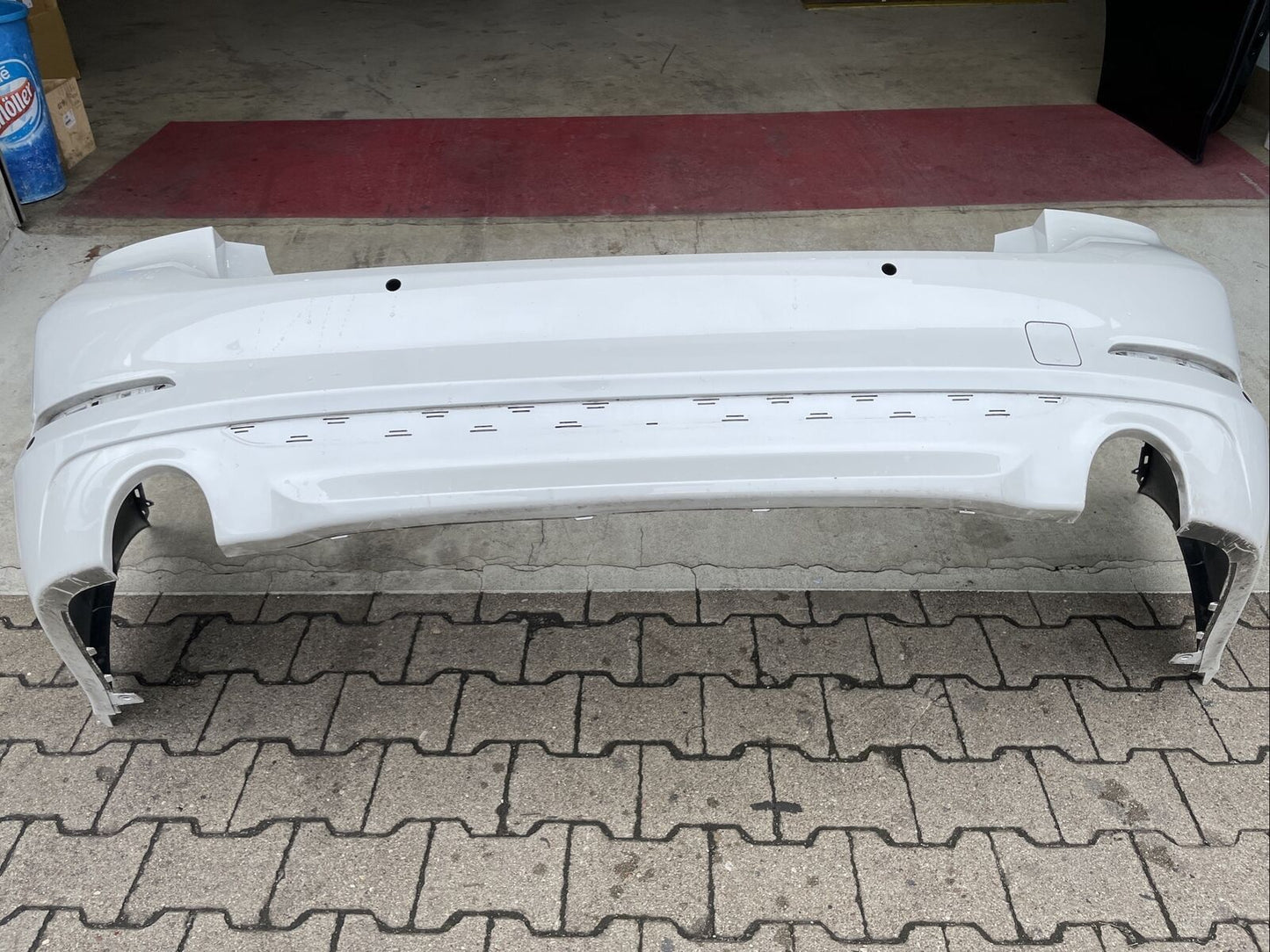 BMW G30 LIMOUSINE Basis Stoßstange PDC PARKASSISTENT HINTEN MINERALWEISS 7387294