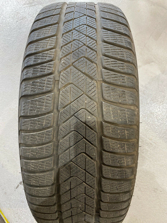 1x BMW 245 50 R19 105V RSC RUNFLAT Winterreifen PIRELLI SOTTOZERO 3 DOT5017