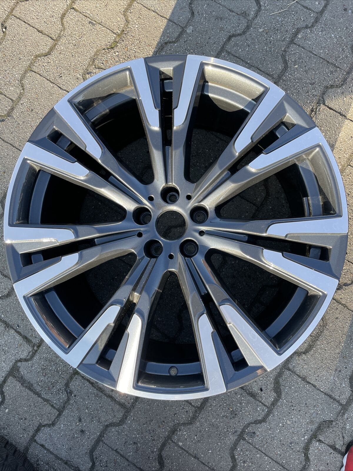 1x ORIGINAL BMW X7 G07 ALUFELGE 22 ZOLL Y Speiche 756 Felge 10.5J TN 6885462