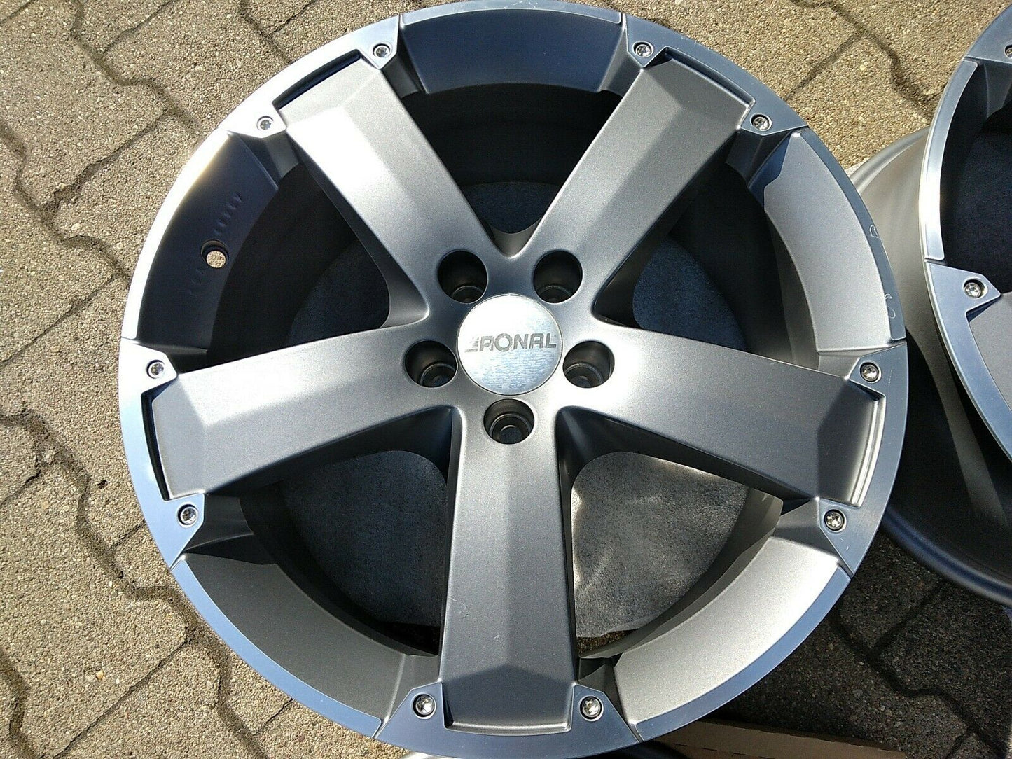 BMW AUDI Mercedes 17" RONAL R47 Alufelgen NB82 Anthrazit hornkopiert KBA 46257