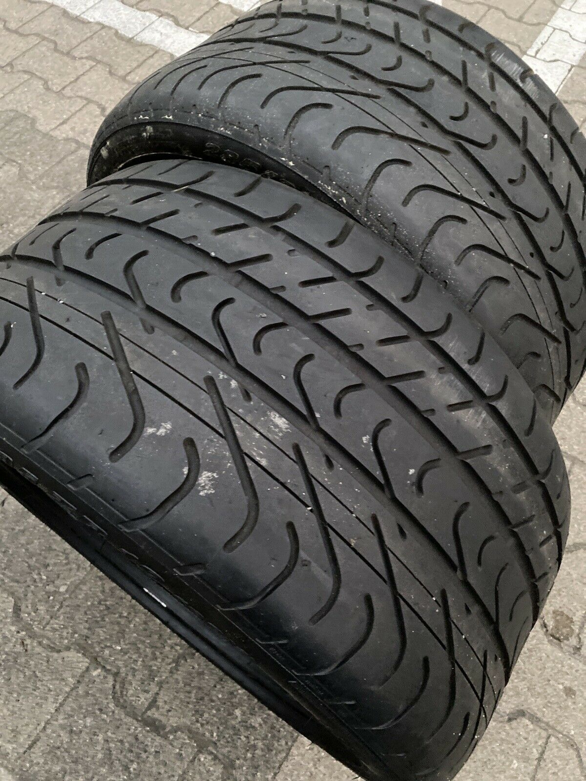 2x 285 35 ZR19 99Y PIRELLI P ZERO CORSA LEFT RIGHT FERRARI Sommerreifen DOT4313