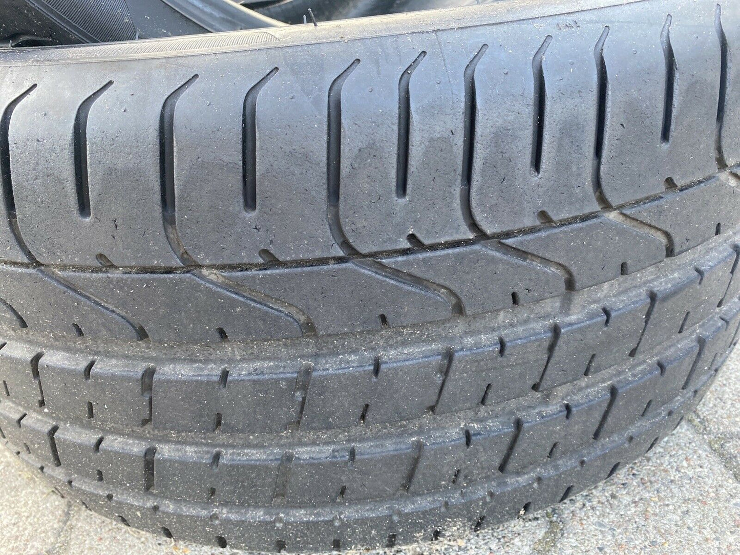2x SOMMERREIFEN ASTON MARTIN PIRELLI P ZERO AM8 VORNE 255 35 ZR19 96Y