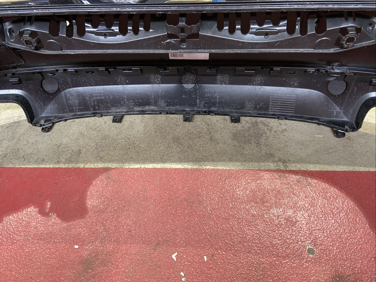 BMW G30 LCI Stoßstange hinten 9498613 inkl 3x Führung links rechts mitte