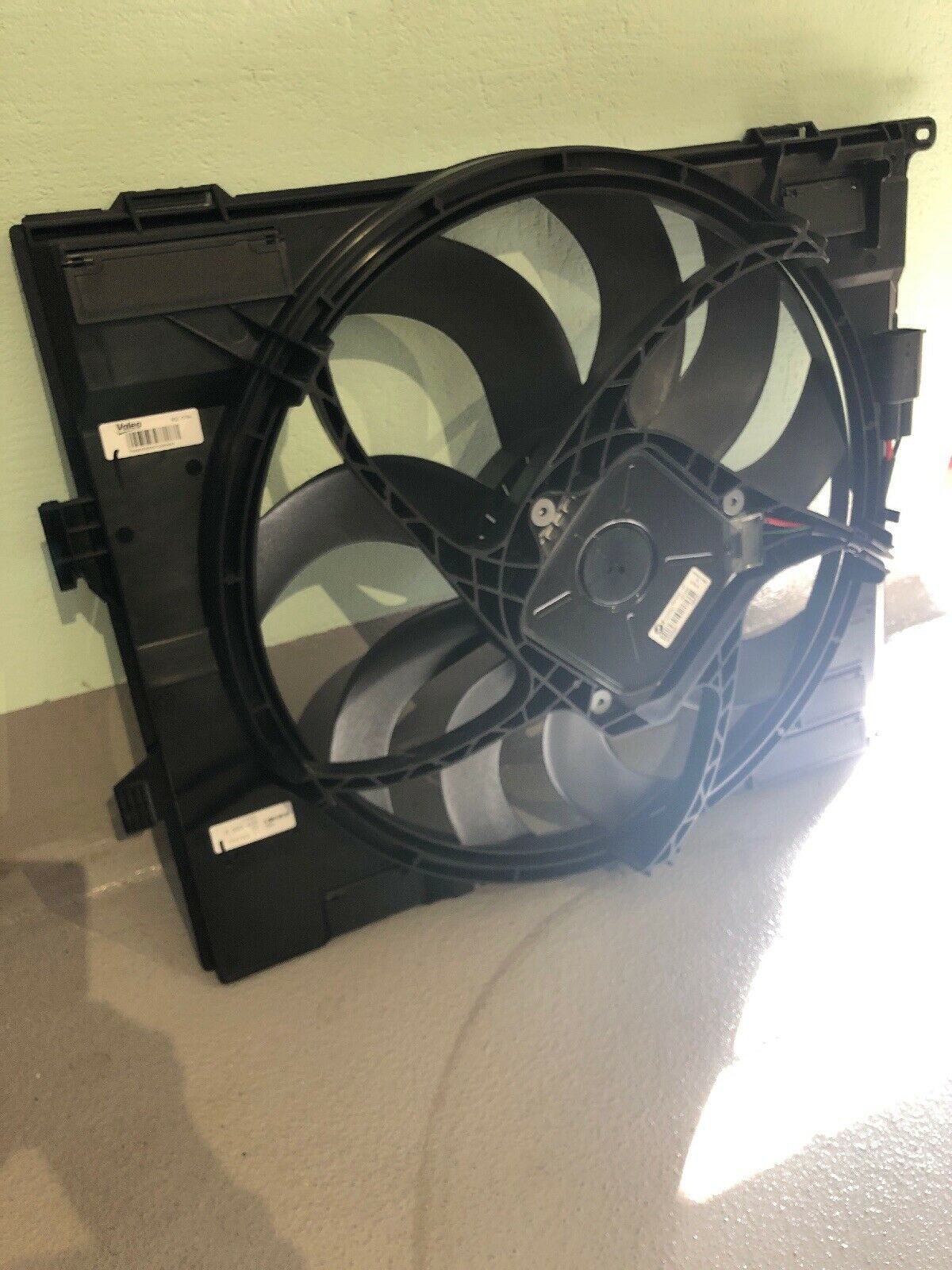 BMW F30 F31 LCI FACEL. F32 F33 F36 BENZIN Lüfterzarge Lüfter Ventilator 8625439