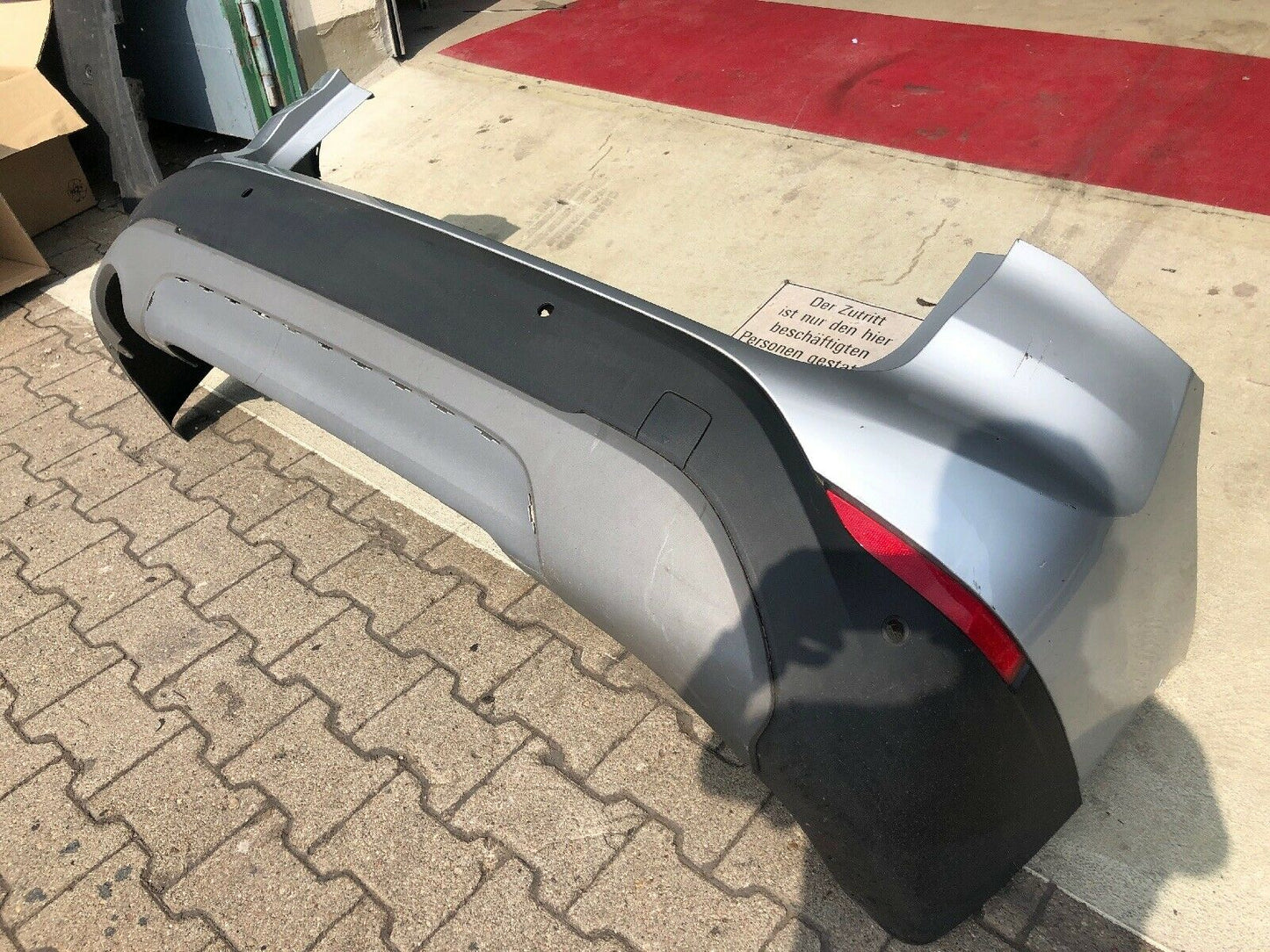 BMW X1 F48 NEUESTE MODELL Stoßstange 7355260 MITTE 7355271 mit PDC 7332323