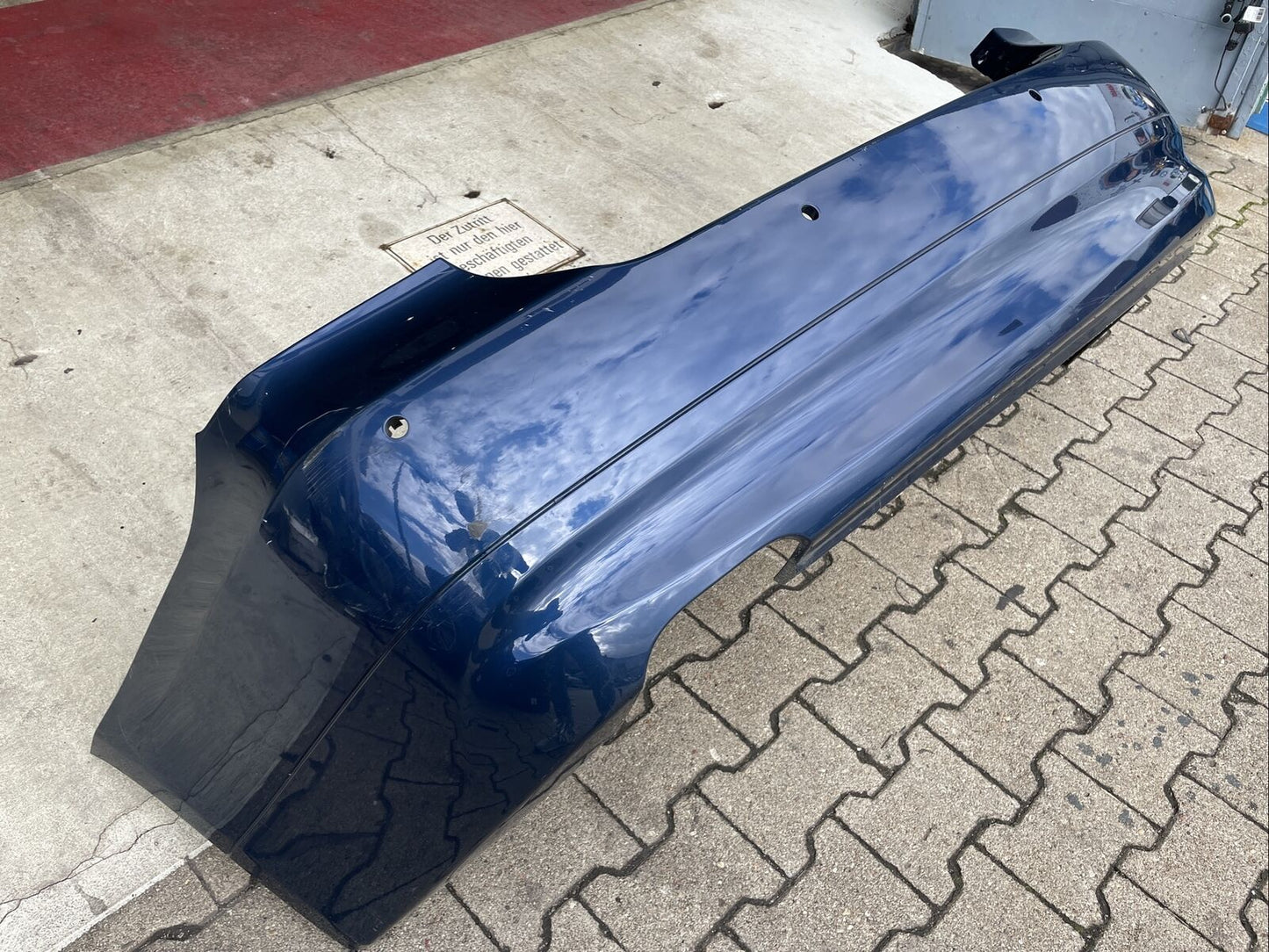 ORIGINAL BMW E90 Vorfacelift Limousine Stoßstange PDC 7058509