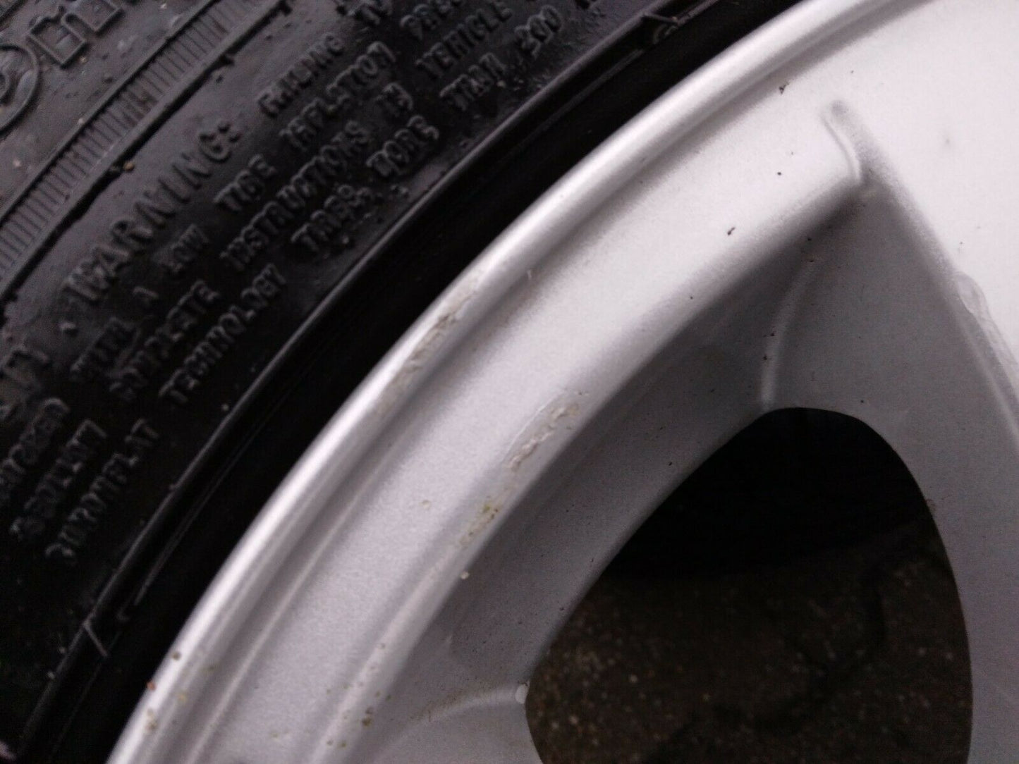 BMW E90 E91 Alufelgen 6775595 Styling 156 Winterreifen 205 55 R16 91H Goodyear