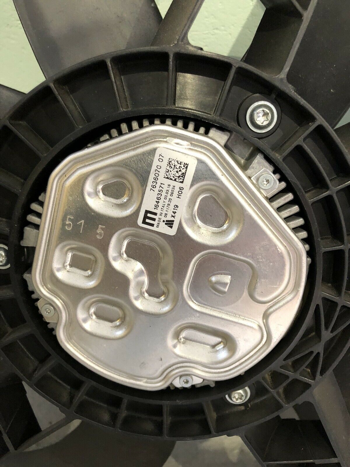 BMW X1 F48 F45 F46 MINI F55 Lüfterzarge 7617609 mit Lüfter Ventilator 7636070