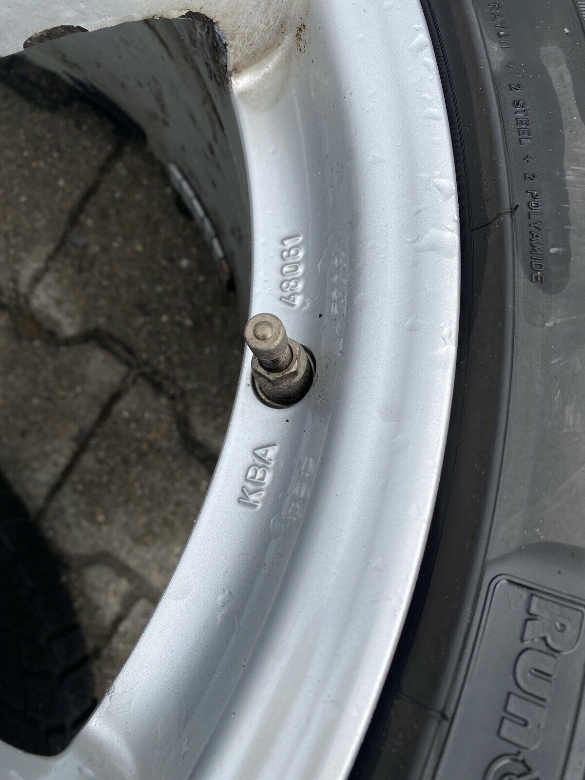 BMW F07 GT F01 DEZENT Alufelgen Winterreifen DUNLOP SP 245 50 R18 100H RSC RDCI
