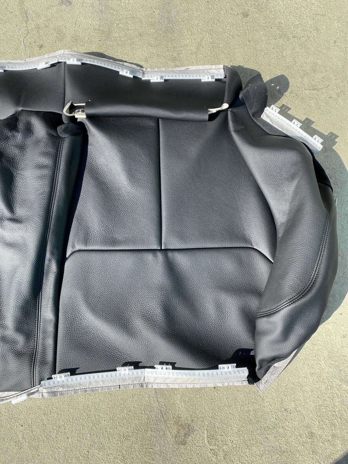 Original NEUWERTIGE BMW F36 Sitzbezug hinten Rücksitz Leder schwarz 7345612