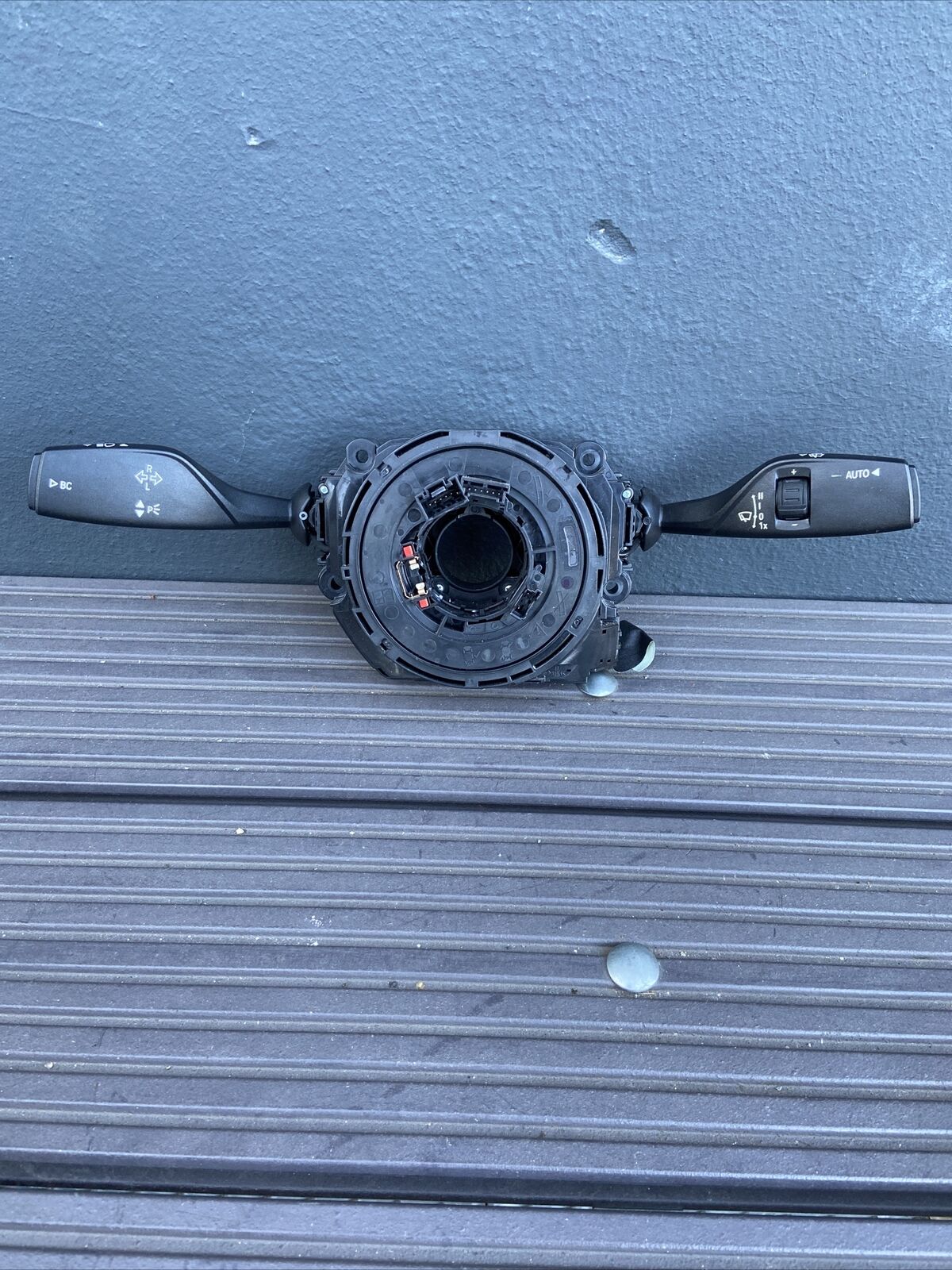 BMW X6 F16 F86 Wickelfederkassette Wickelfeder Schaltzentrum 9368589 Schleifring