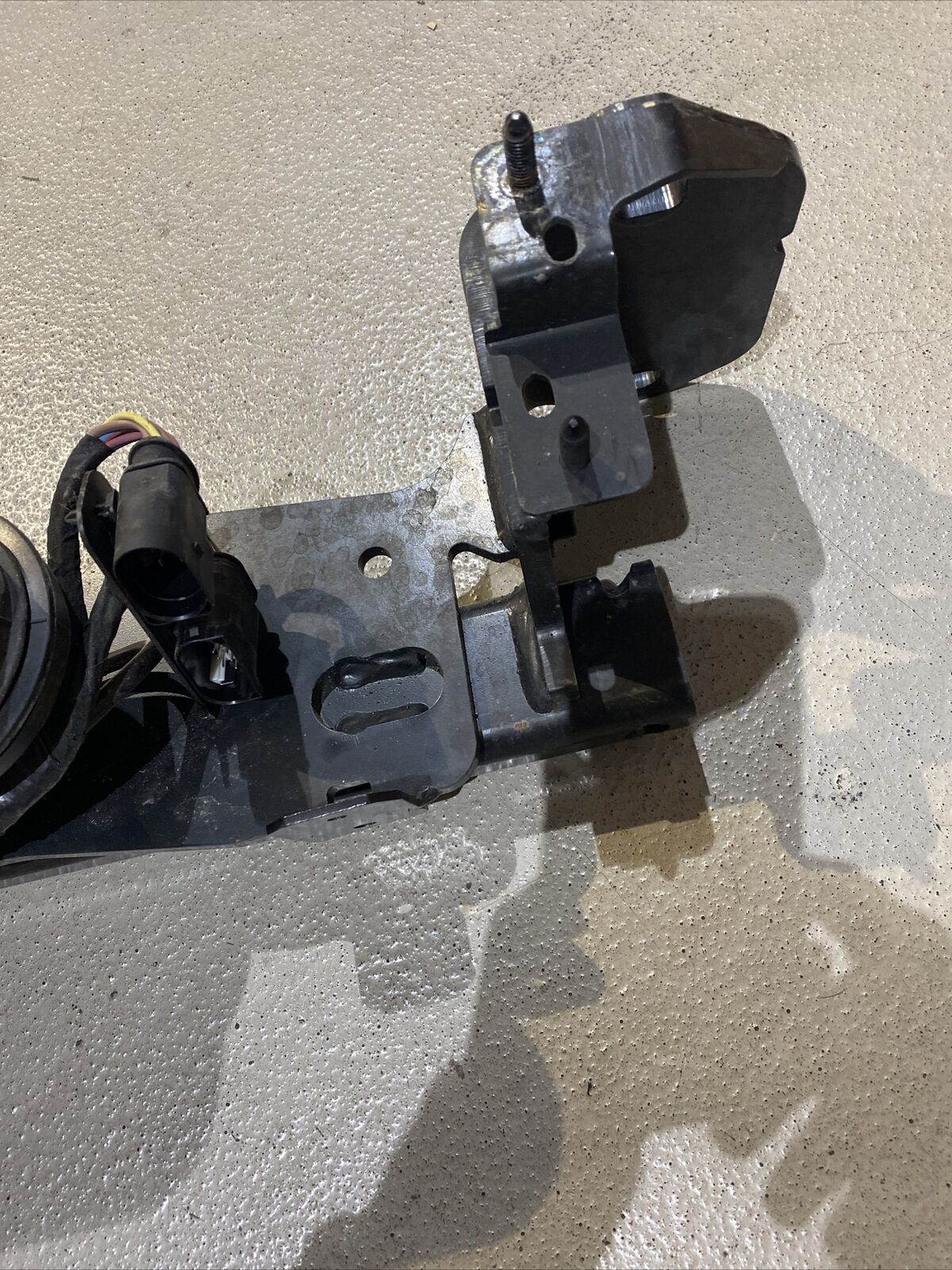 ORIG BMW G30 G31 ANHÄNGERKUPPLUNG elektrisch QUERTRÄGER Verstärkung 6888468