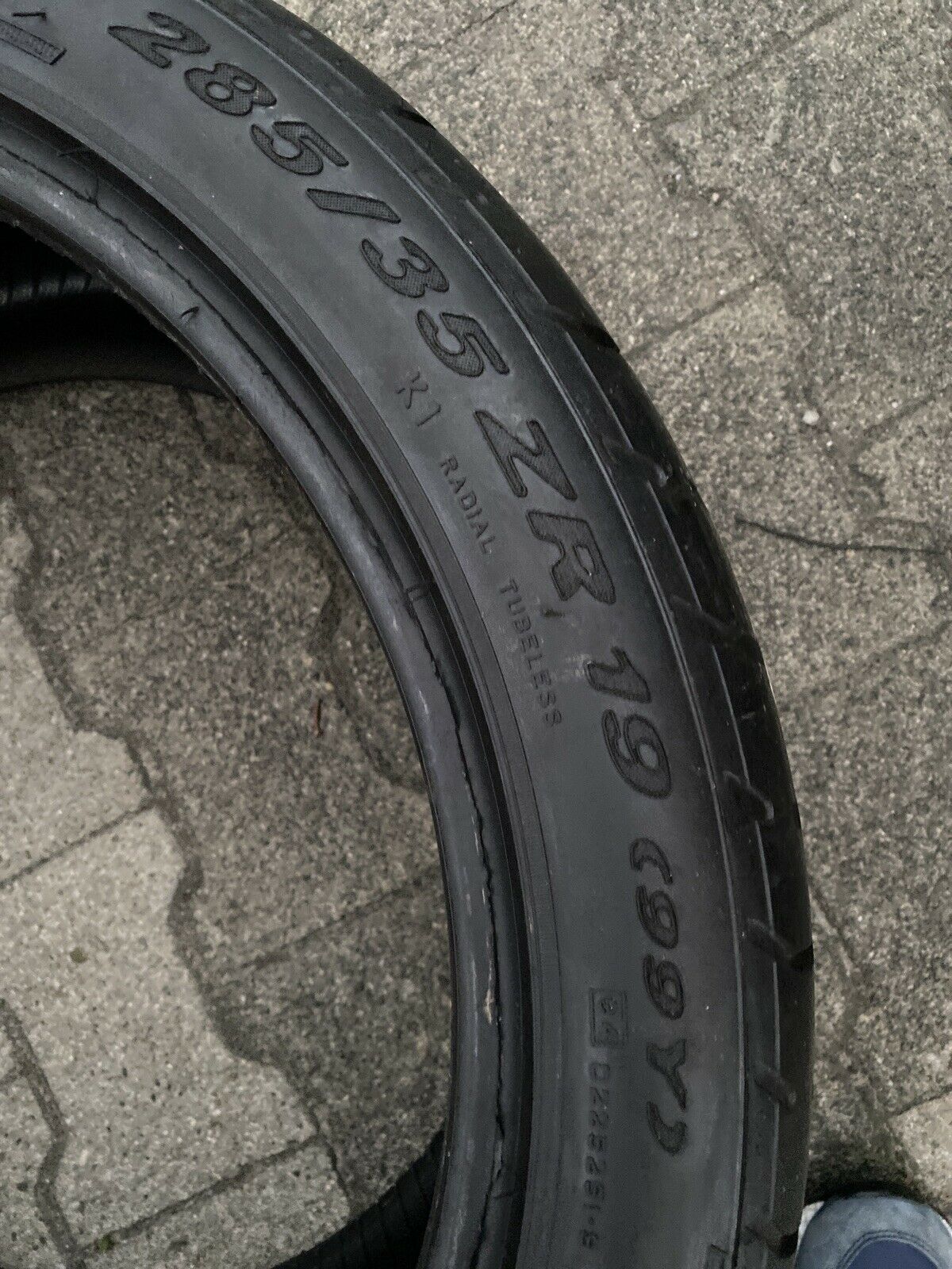 2x 285 35 ZR19 99Y PIRELLI P ZERO CORSA LEFT RIGHT FERRARI Sommerreifen DOT4313
