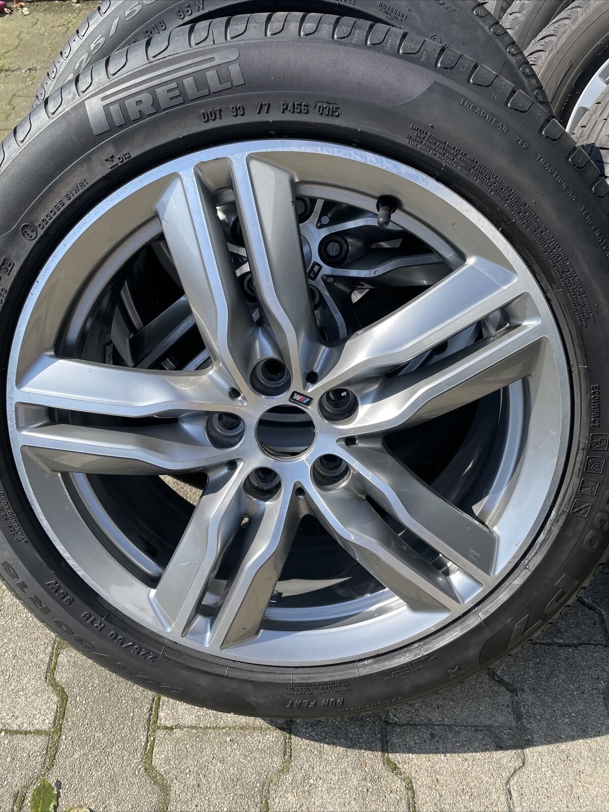 BMW X1 F48 X2 F39 Alufelgen STYLING M570 SOMMERREIFEN RSC 225 50 R18 95W 7850456