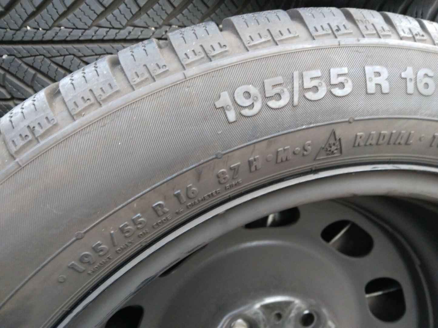 BMW F20 F21 F22 WINTERREIFEN 195 55 R16 87H Continental RDCI SENSOREN RADKAPPEN