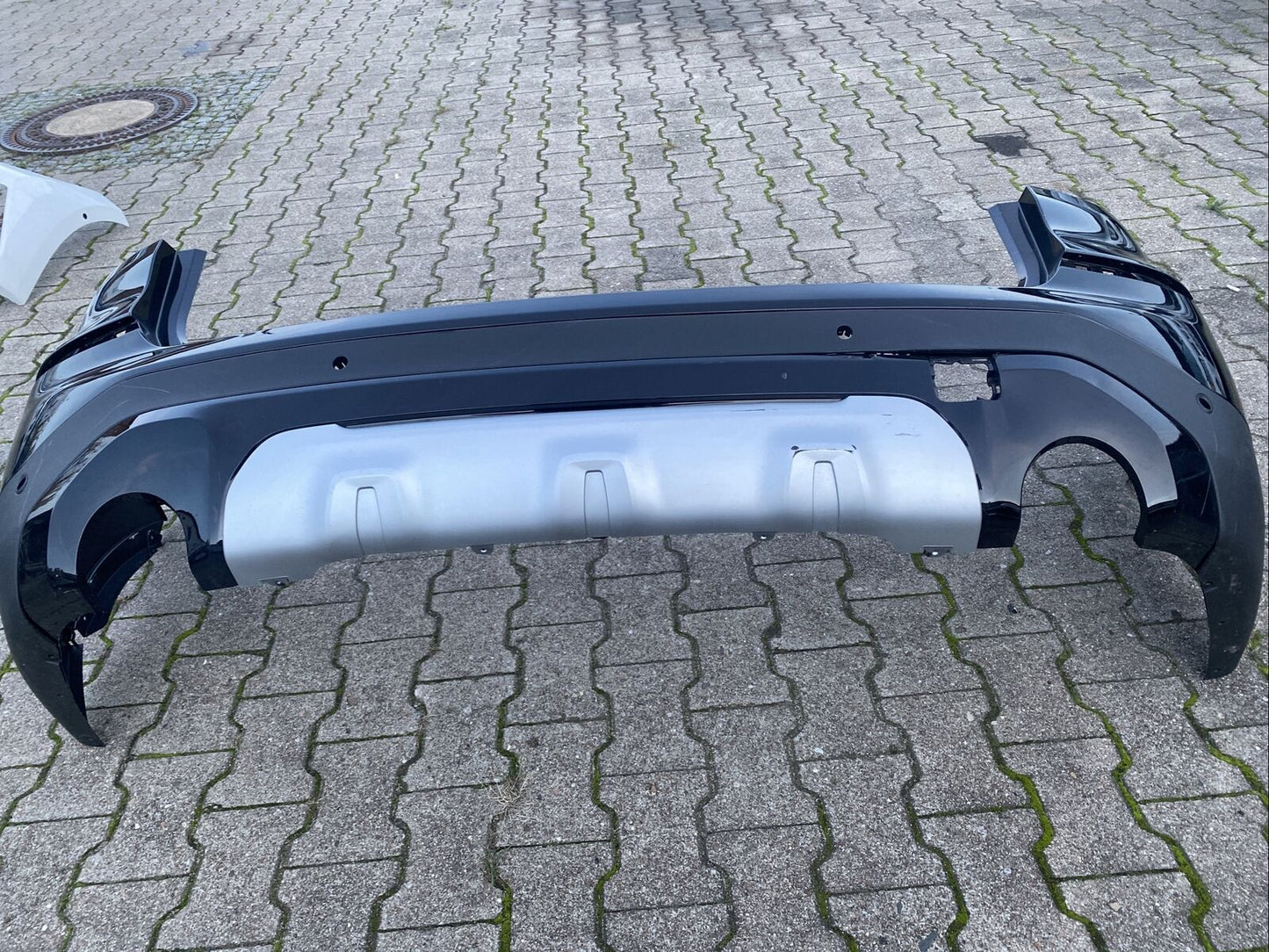 ORIG. BMW X3 G01 Stoßstange KOMPLETT HINTEN aktuelles Modell Aufnahme L R MITTE