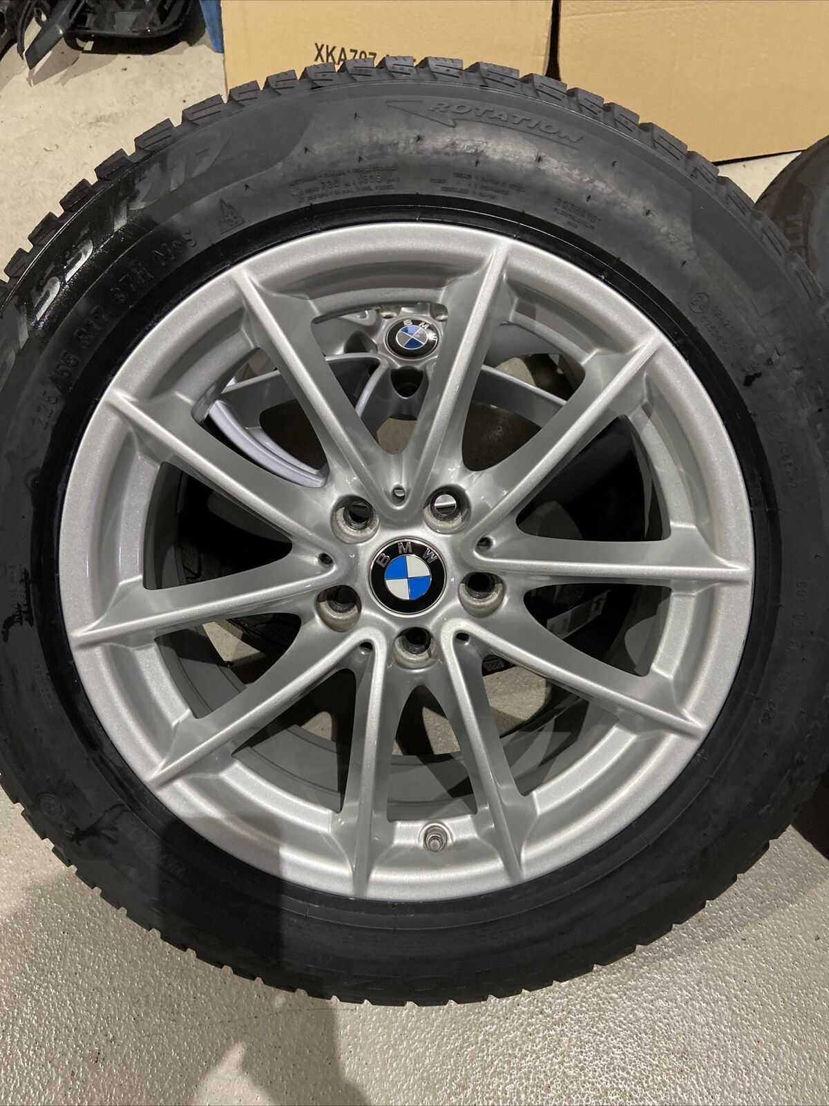 ORIGINAL BMW G30 G31 Styling 618 Alufelgen 6868217 WINTERREIFEN PIRELLI RSC RDCI