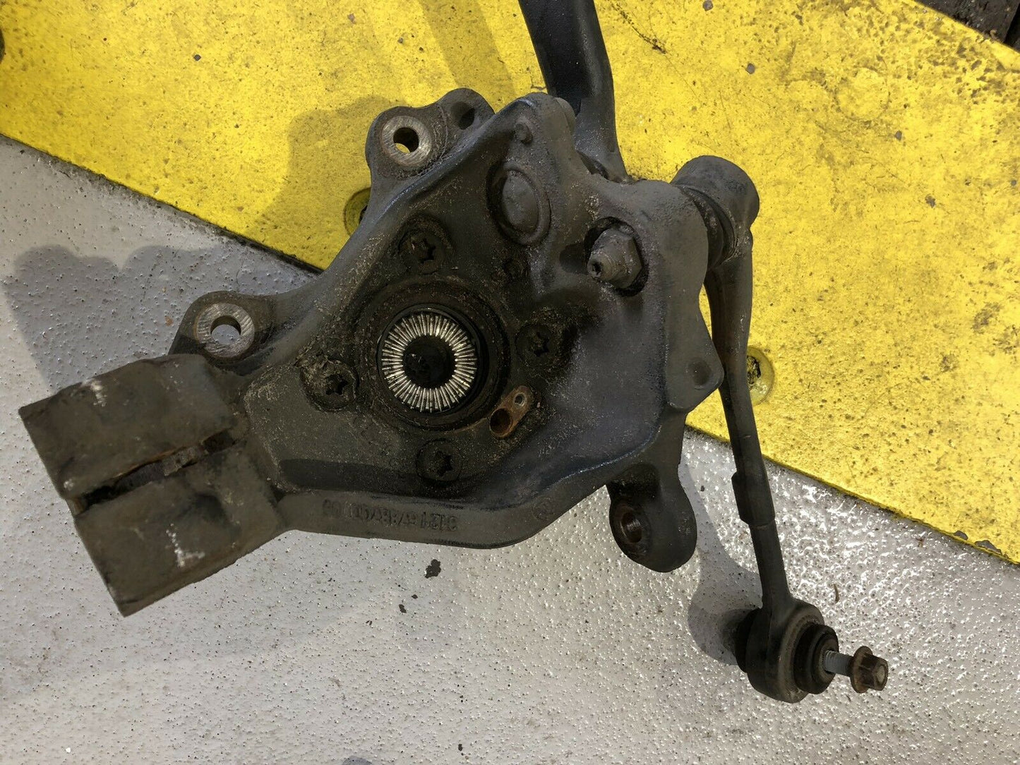 ORIGINAL BMW X1 E84 Achsschenkel VR. ALLRAD 6788700 Querlenker RADNABE RADTRÄGER