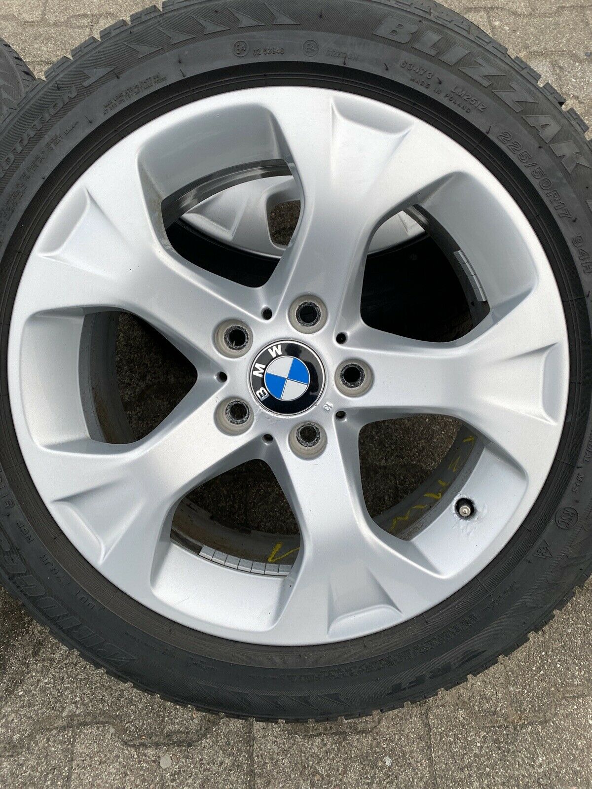 ORIGINAL BMW X1 E84 Alufelgen Sternspeiche 317 m Winterreifen RUNFLAT 225 50 R17