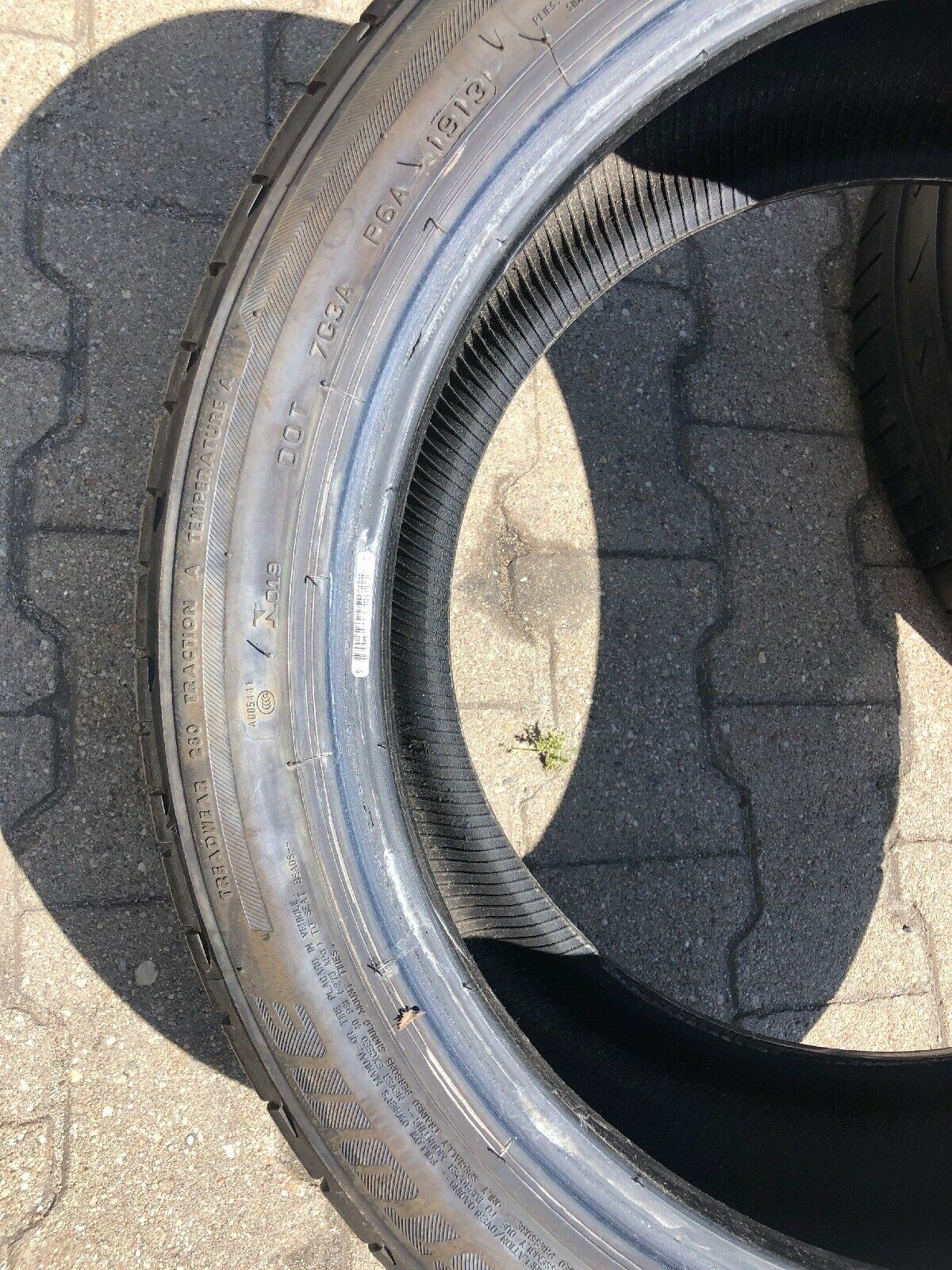 2x BMW F30 F31 F32 M Sommerreifen 255 40 R18 95Y BRIDGESTONE RSC