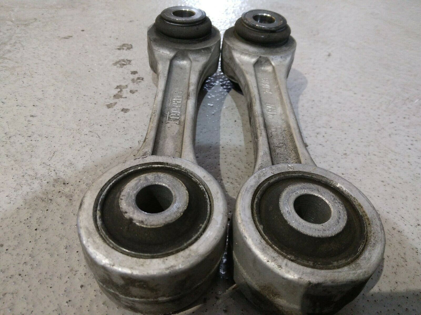 Ferrari 458 Italia FF California F12 Koppelstange Hinten 260881 Pendelstütze