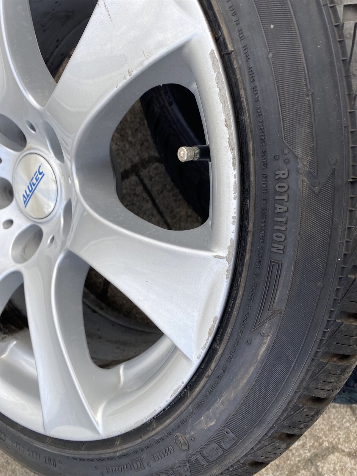 BMW E90 E91 E92 E93 Z4 WINTERREIFEN ALUTEC ALUFELGEN 225 45 R17 91H KBA 45860