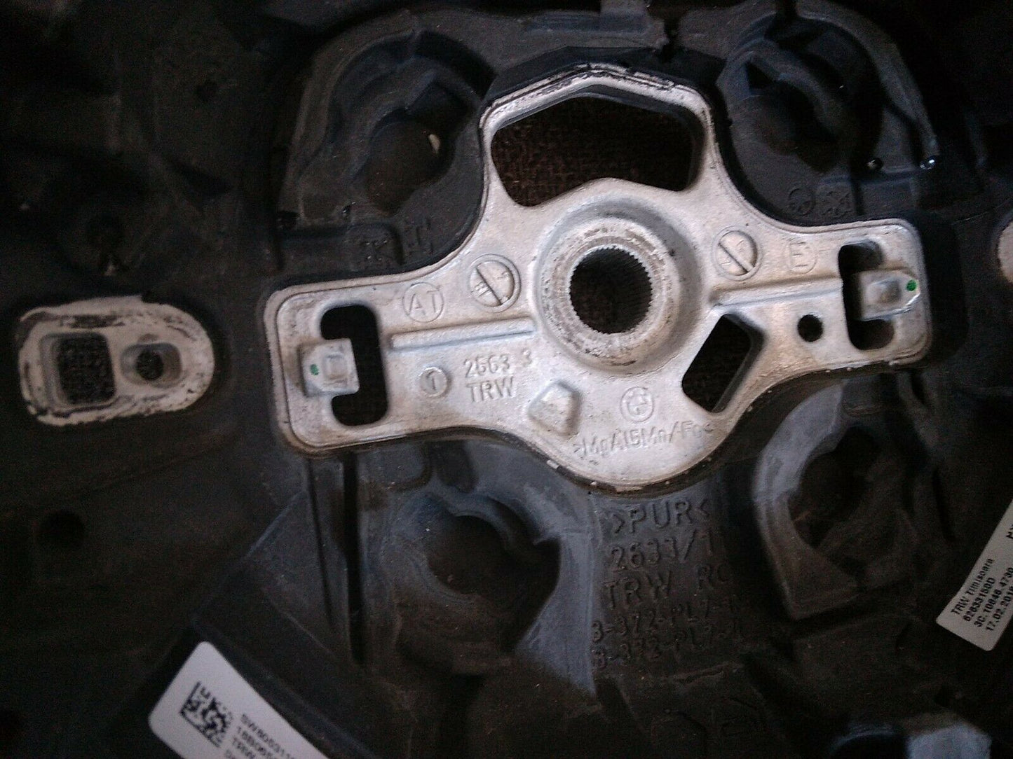 BMW F20 F22 F30 F31 F34 F35 Lenkrad Lederlenkrad 6854753 M SPORT Schaltwippen