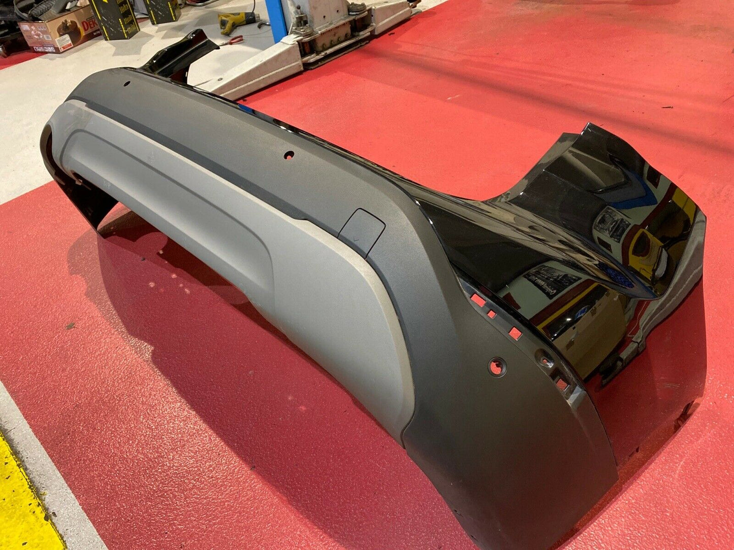 BMW X1 F48 NEUE MODELL Stoßstange 7355260 MITTE 7355271 m PDC 7332323 schwarz 2