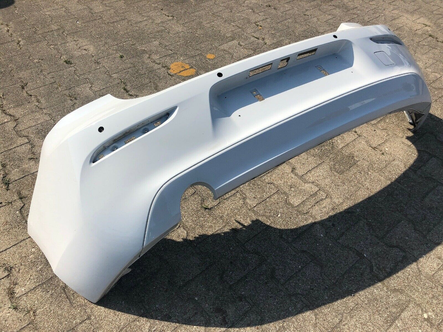 ORIGINAL BMW F20 F21 LCI FACELIFT Stoßstange Basis m PDC & KAMERA LOCH Alpinweiß