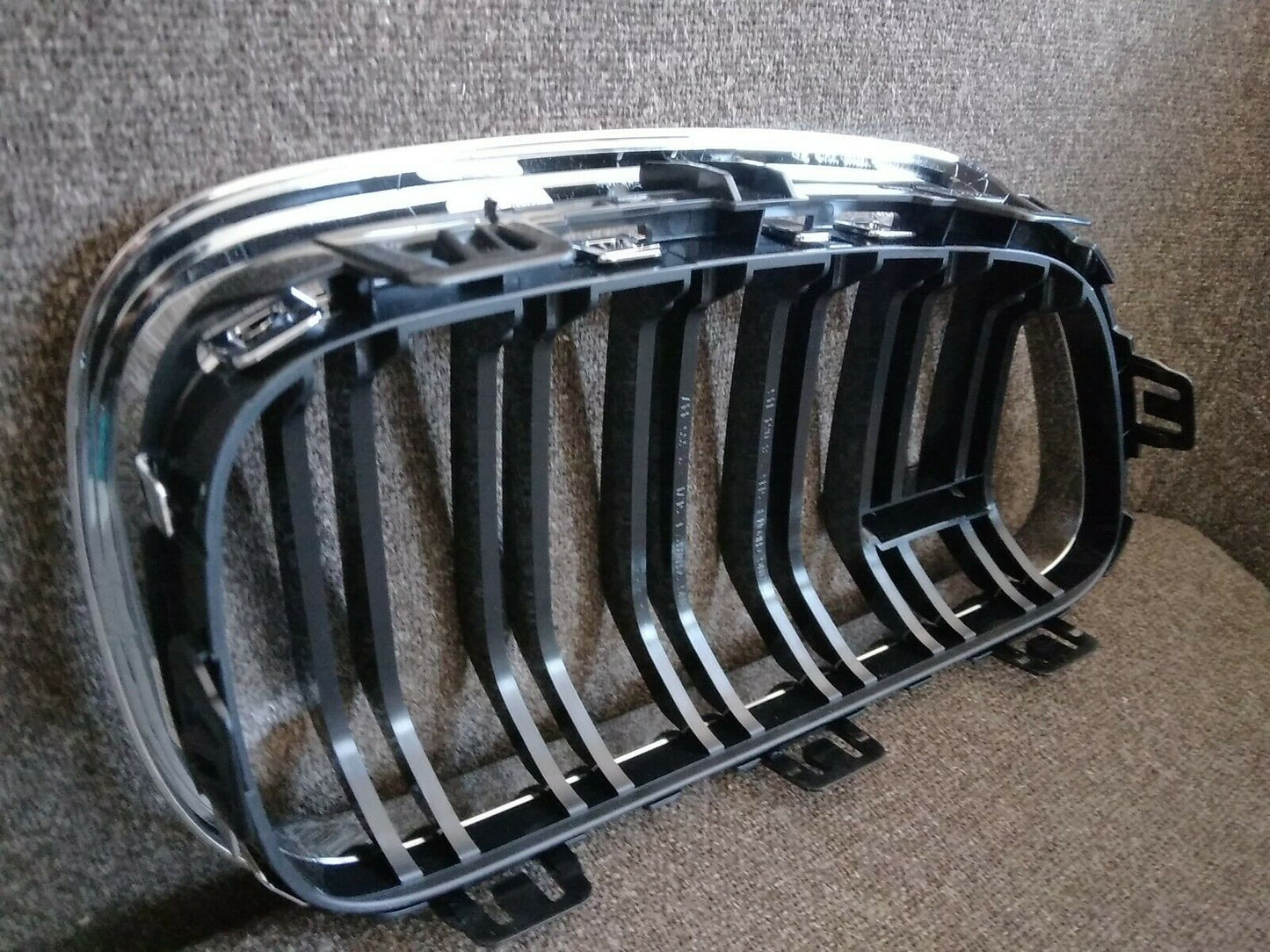 NEU Original BMW 2er M2 F87 LCI Ziergitter Niere Links 8064143