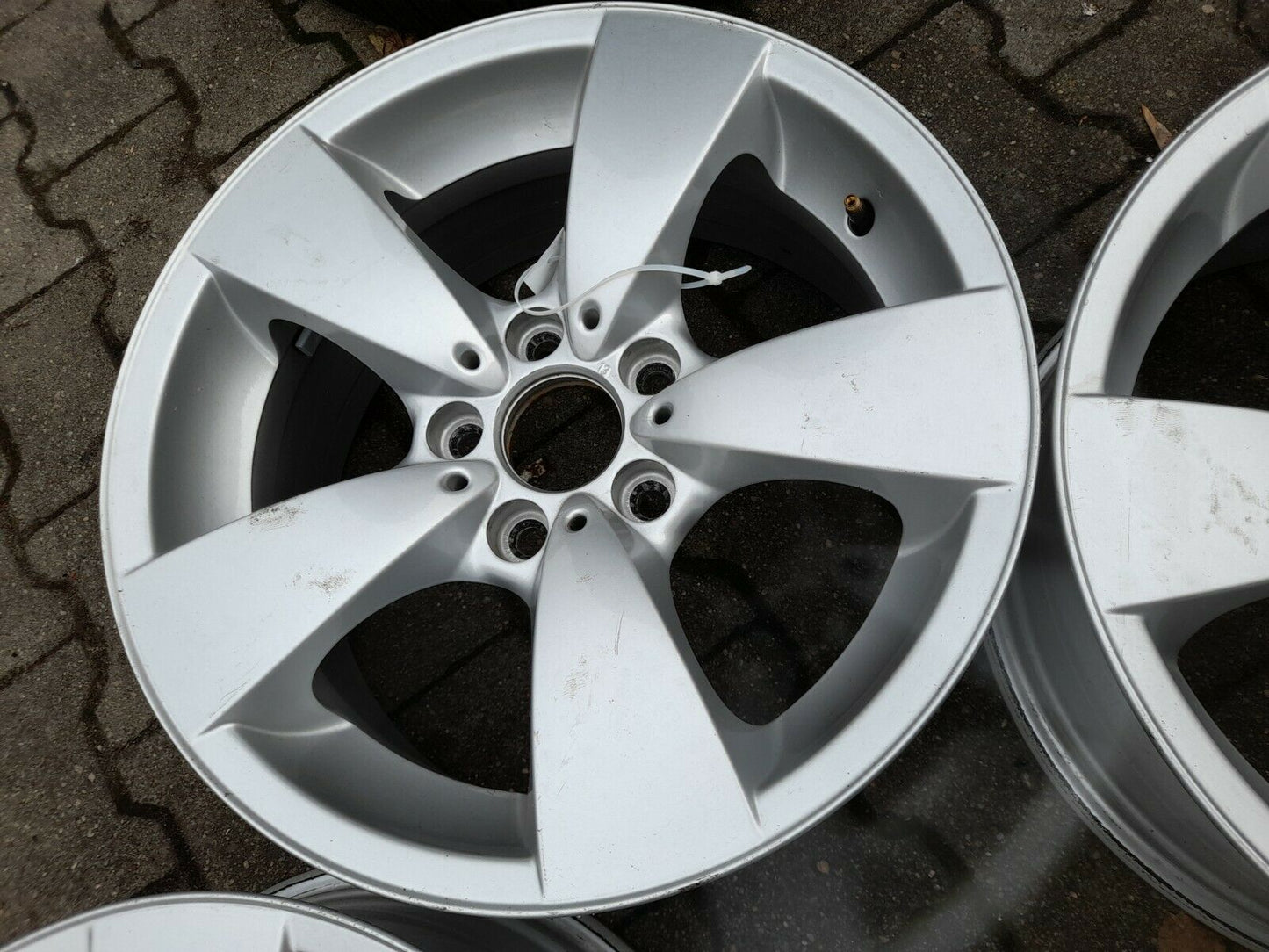 4x Original BMW E60 E61 LCI Alufelgen 6776776 Sternspeiche Styling 138 ET20