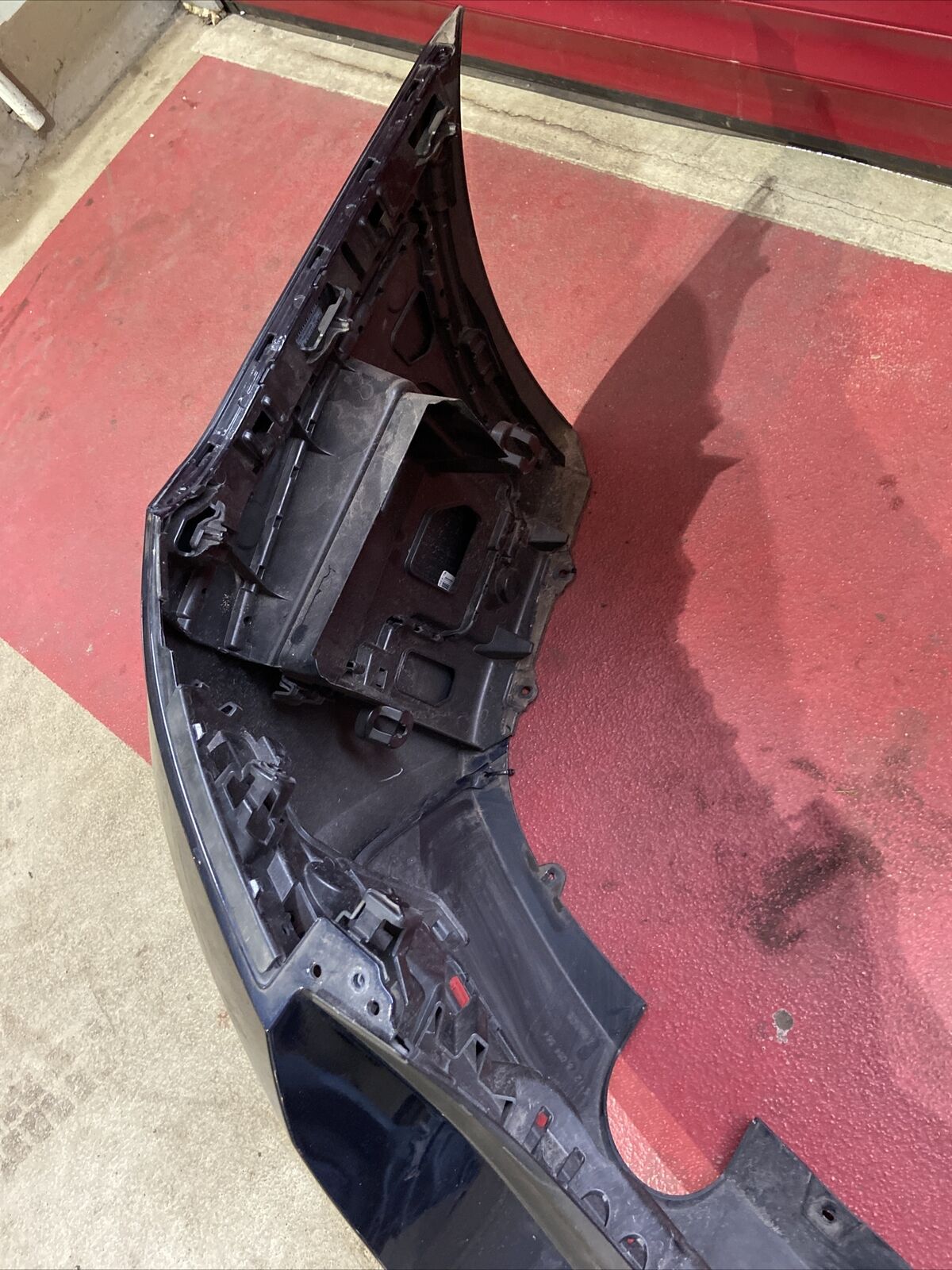 BMW F32 F33 F36 M PAKET Stoßstange mit Diffusor PDC hinten 3x Aufnahme 8054564