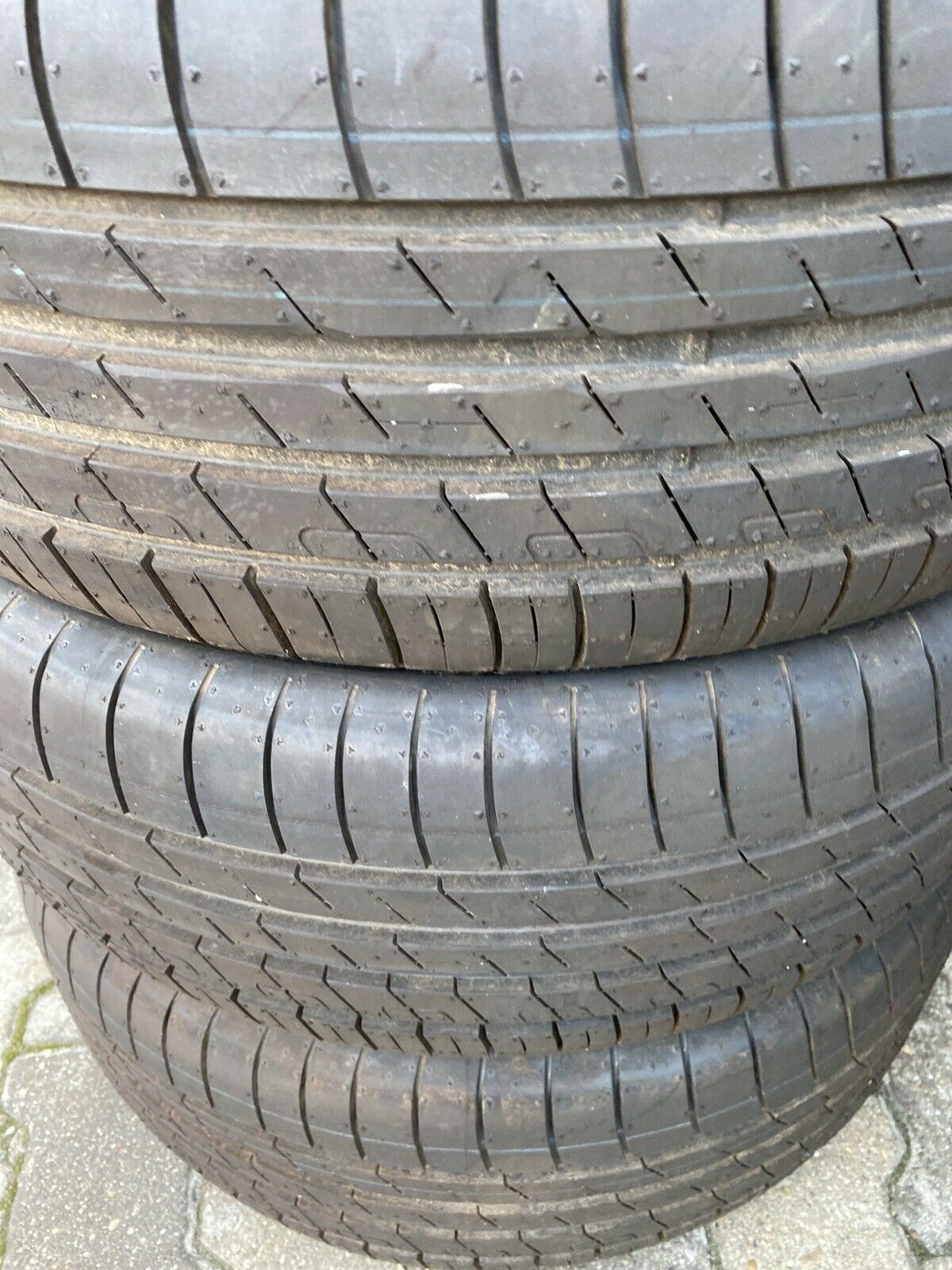 4x NEUW. GOODYEAR EFFICIENT GRIP PERFORMANCE 225 55 R17 97W SOMMERREIFEN DOT4719