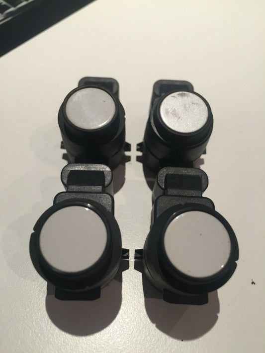 4x BMW E81 E82 E87 E88 E90 E91 E92 E93  PDC Sensor Weiss 6935598