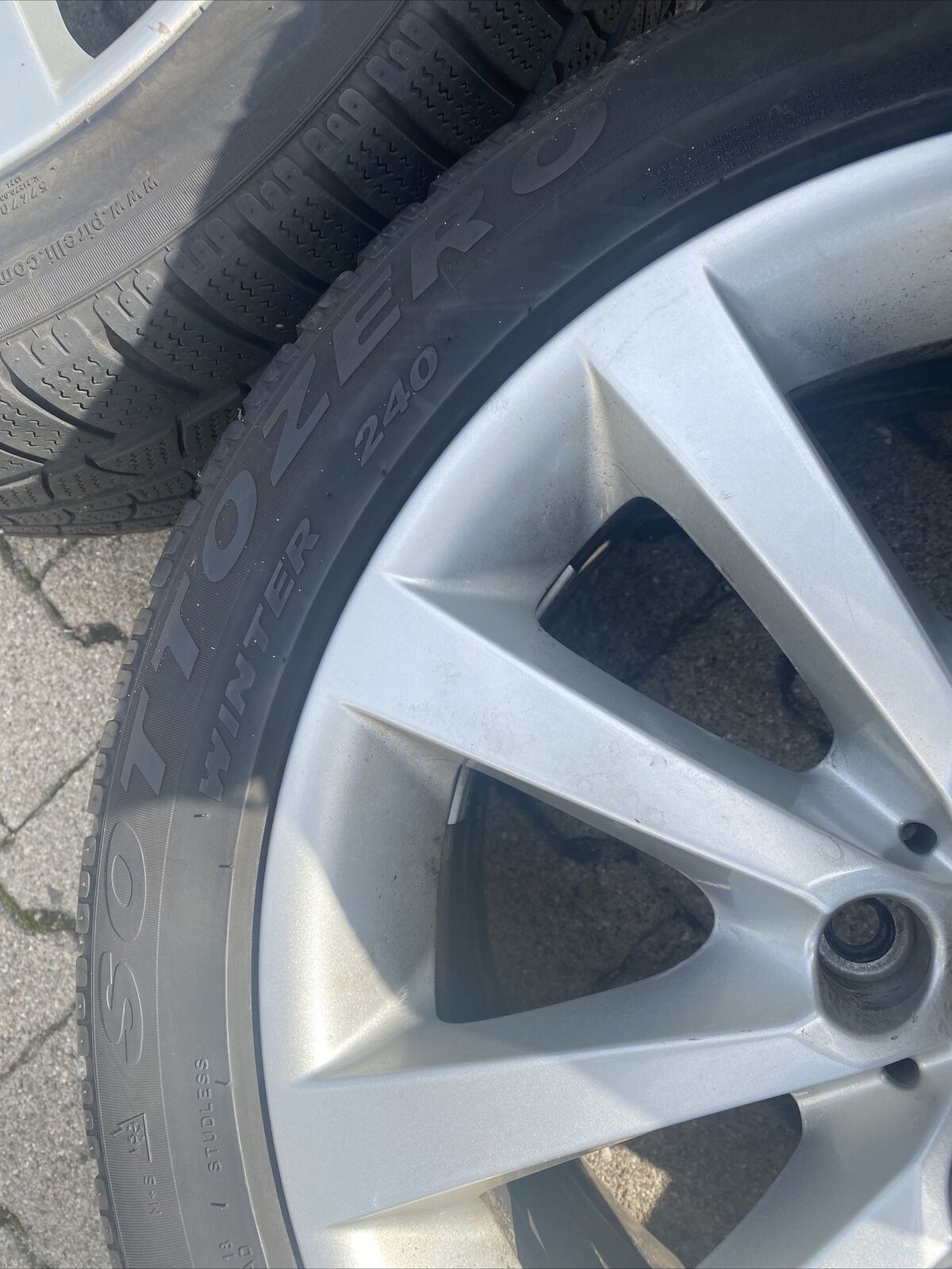 BMW F10 F11 F12 F06 Style 328 Alufelgen WINTERREIFEN 245 45 R18 100V 6790173
