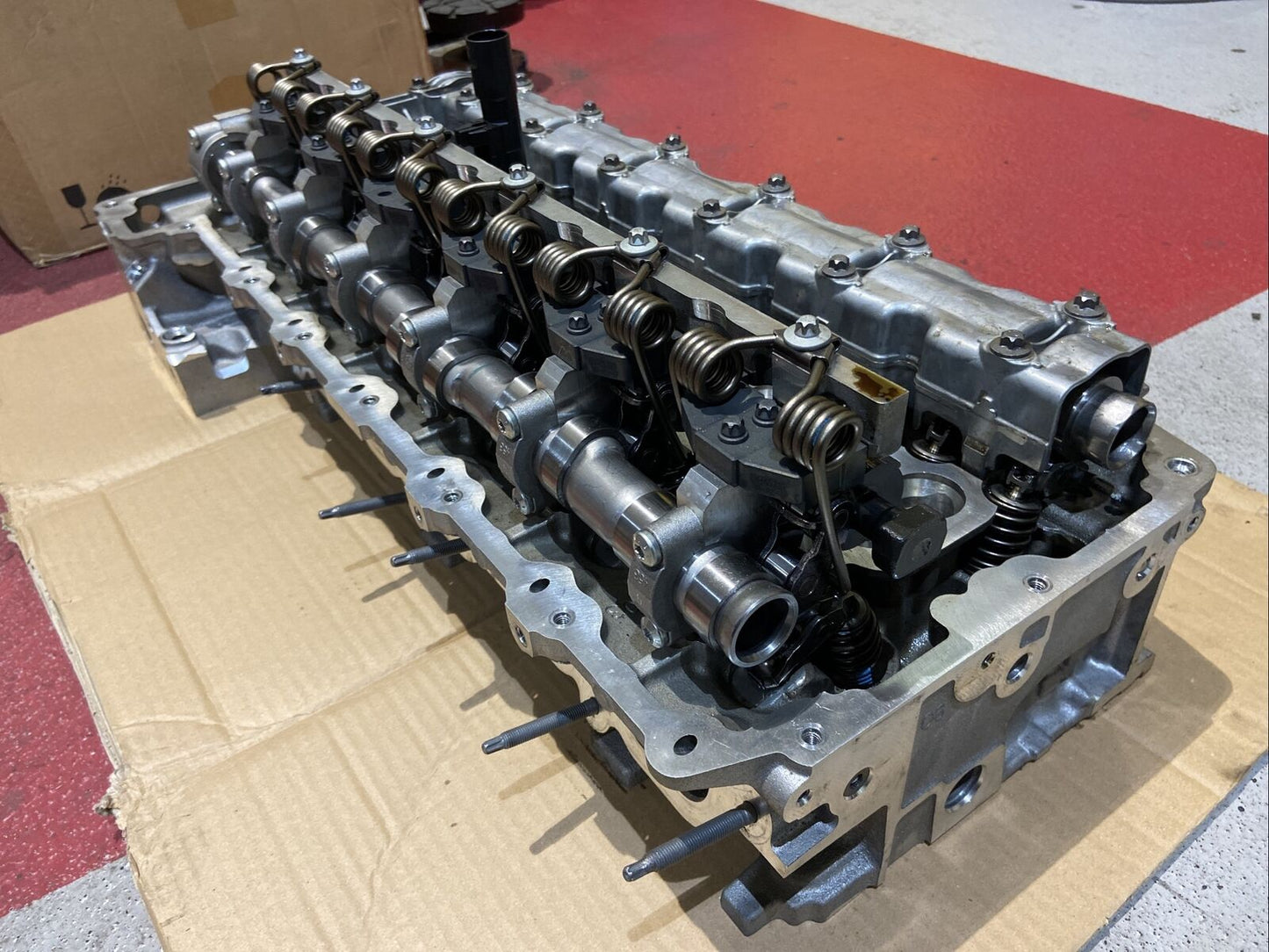 BMW F20 F22 M2 X3 F25 F30 X5 E70 F15 E82 E90 Zylinderkopf m VENTILE 7624429 N55