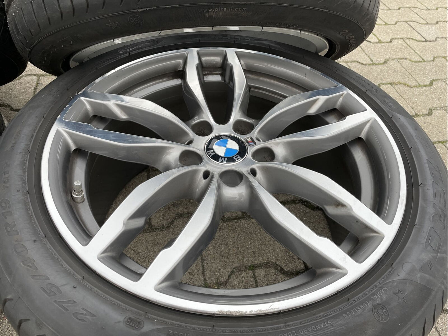 BMW X3 F25 X4 F26 M PAKET M622 ALUFELGEN SOMMERREIFEN 245 & 275 PIRELLI 7849661