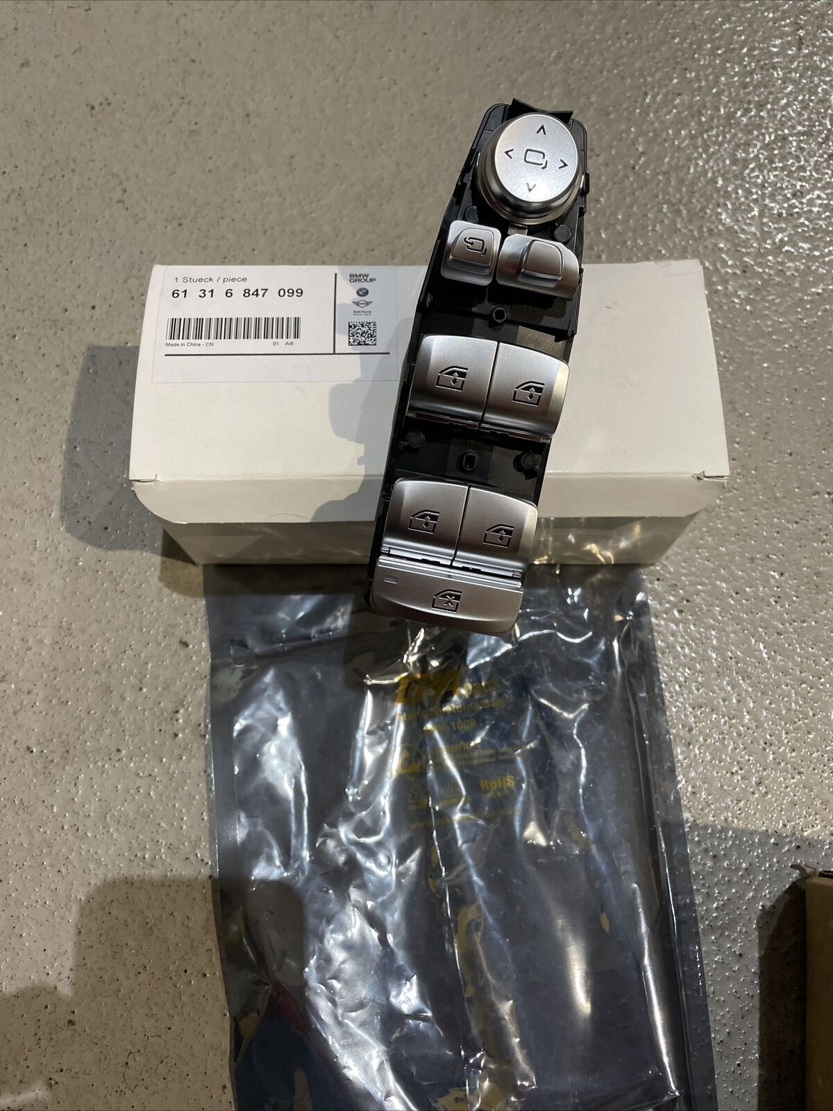 BMW X4 G02 X3 G01 G20 G30 G32 Schaltzentrum Tür Fenster 6847099 Bedieneinheit