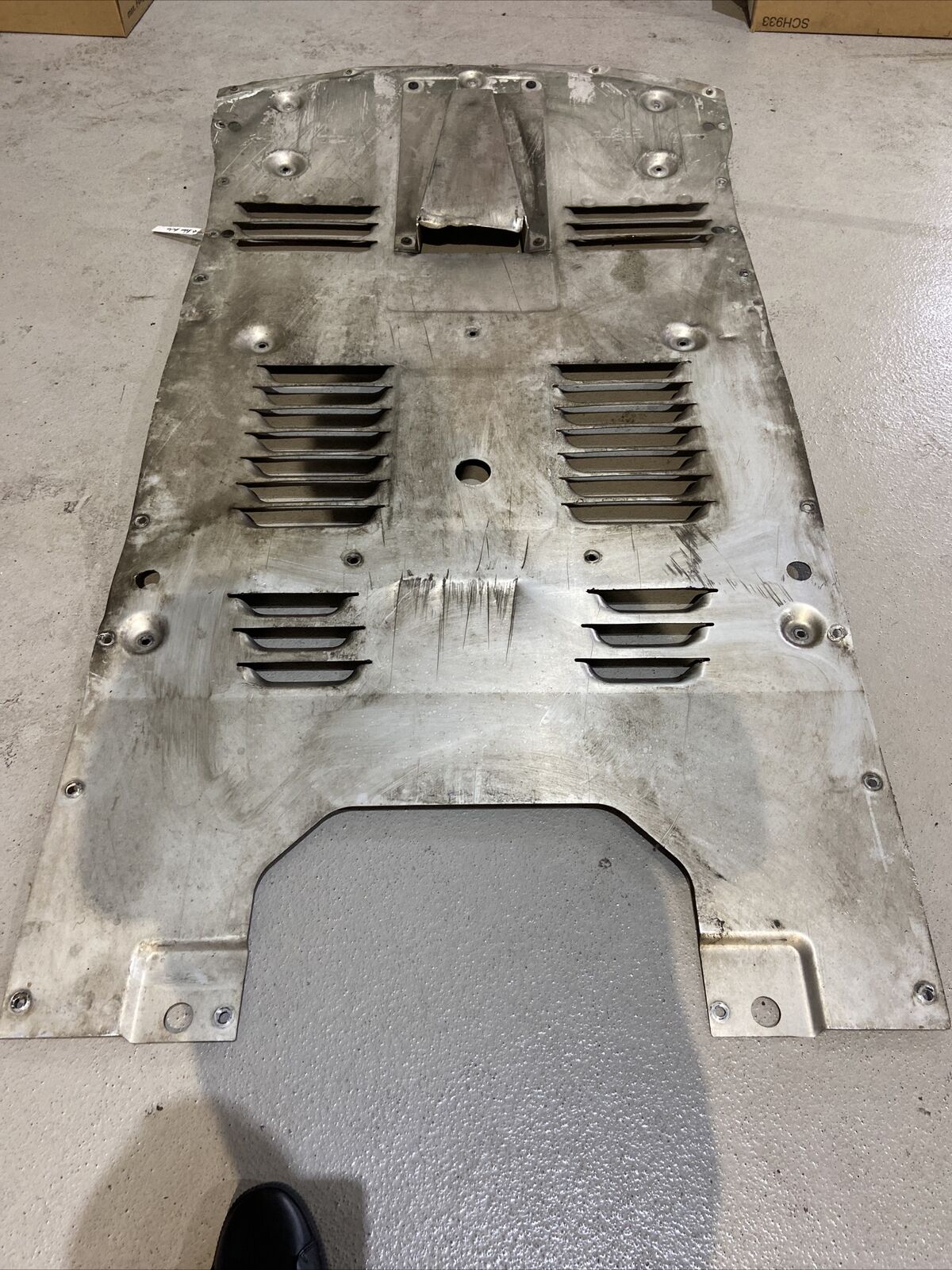 ORIGINAL ASTON MARTIN DB9 Unterfahrschutz Abdeckung Unterbodenschutz BODENPLATTE