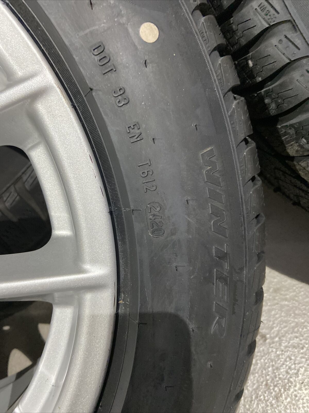 ORIGINAL BMW G30 G31 Styling 618 Alufelgen 6868217 WINTERREIFEN PIRELLI RSC RDCI