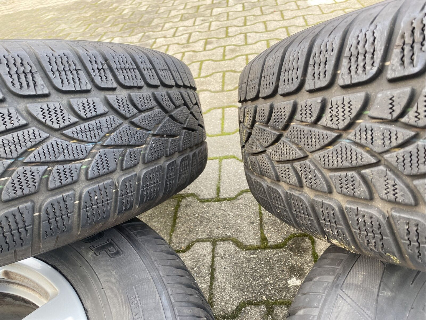 AUDI Q5 Alufelgen 8R DUNLOP SP 8R0601025E WINTERREIFEN 235 65 R17 104H DOT 2916